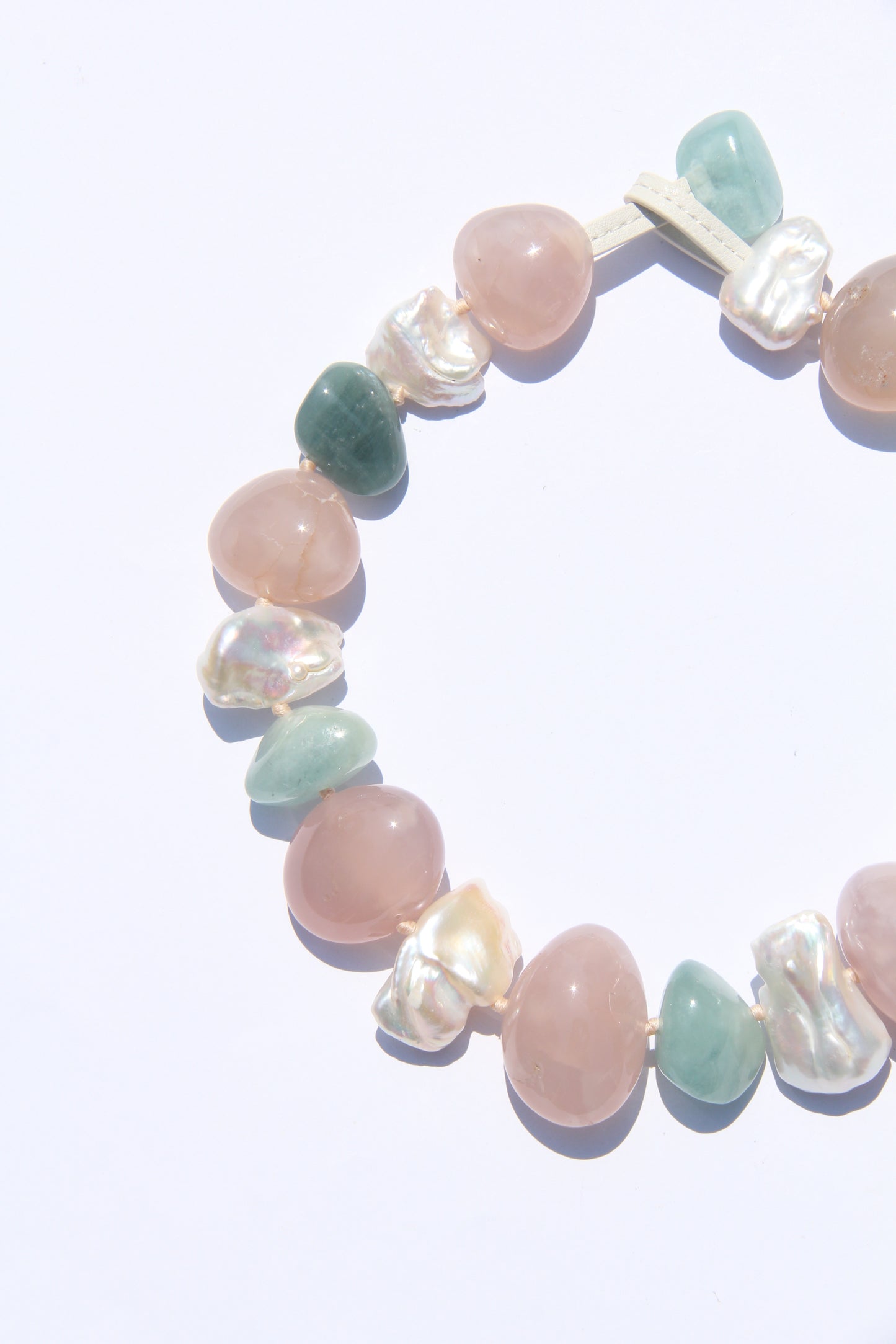 Necklace: morganite, rose agate, pearls