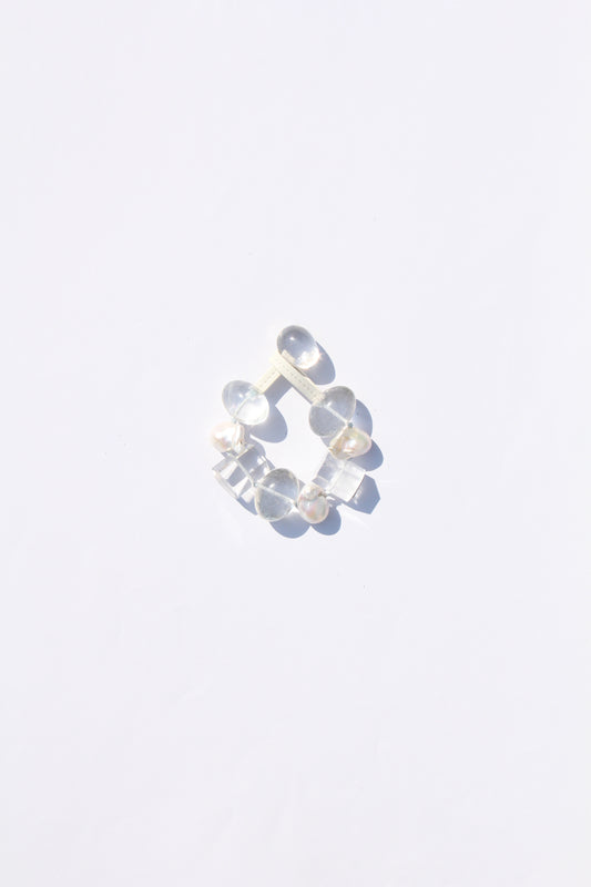 Bracelet: quartz, pearls