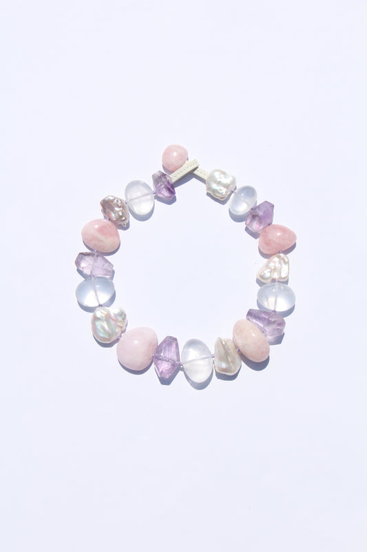 Necklace: morganite, quartz, amethyst, pearls