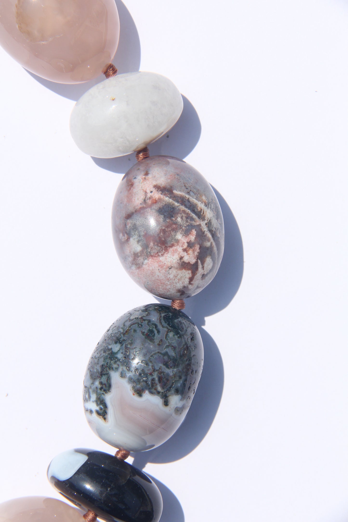 Necklace: persian agate, rose agate