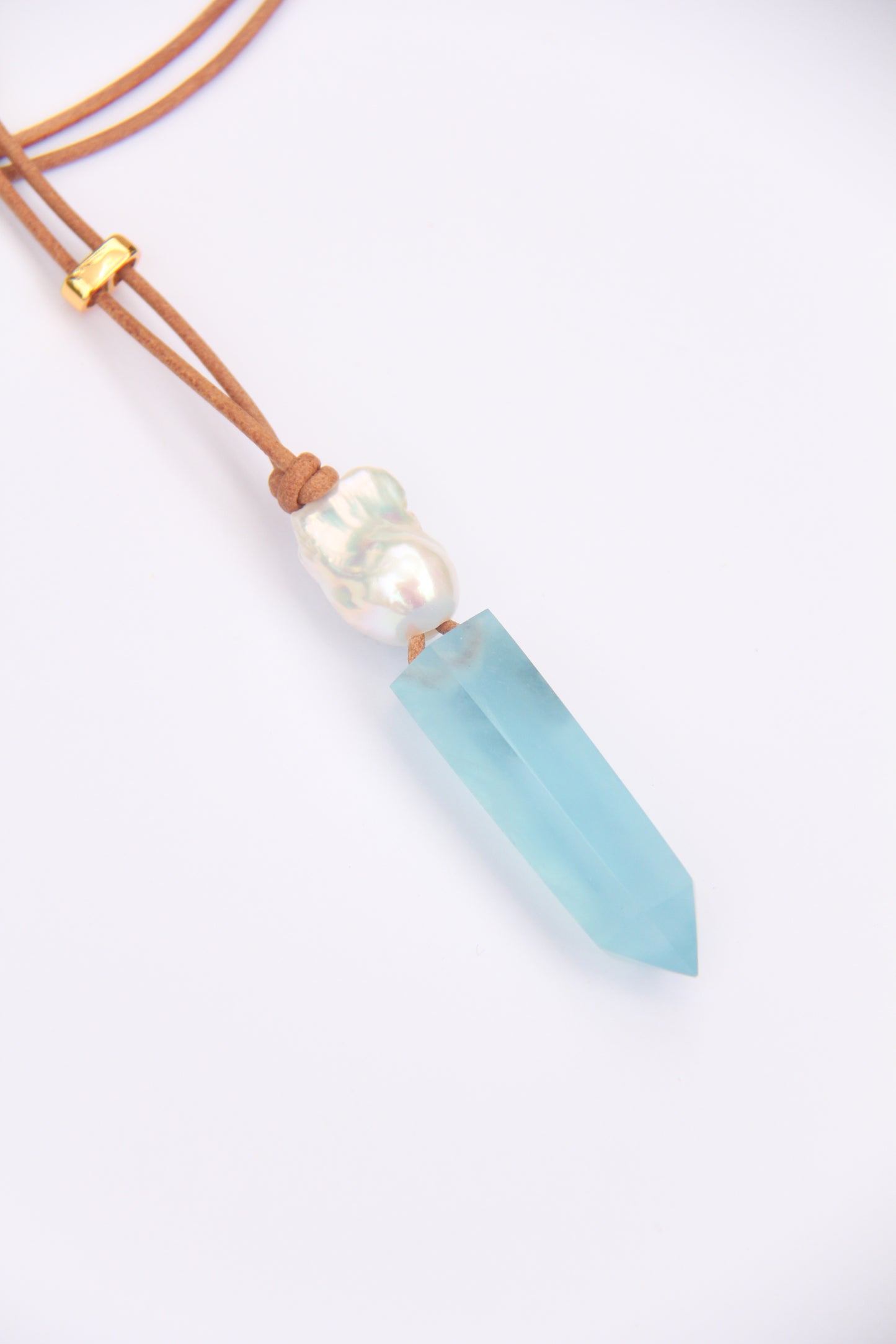 Pendant: aquamarine, pearls