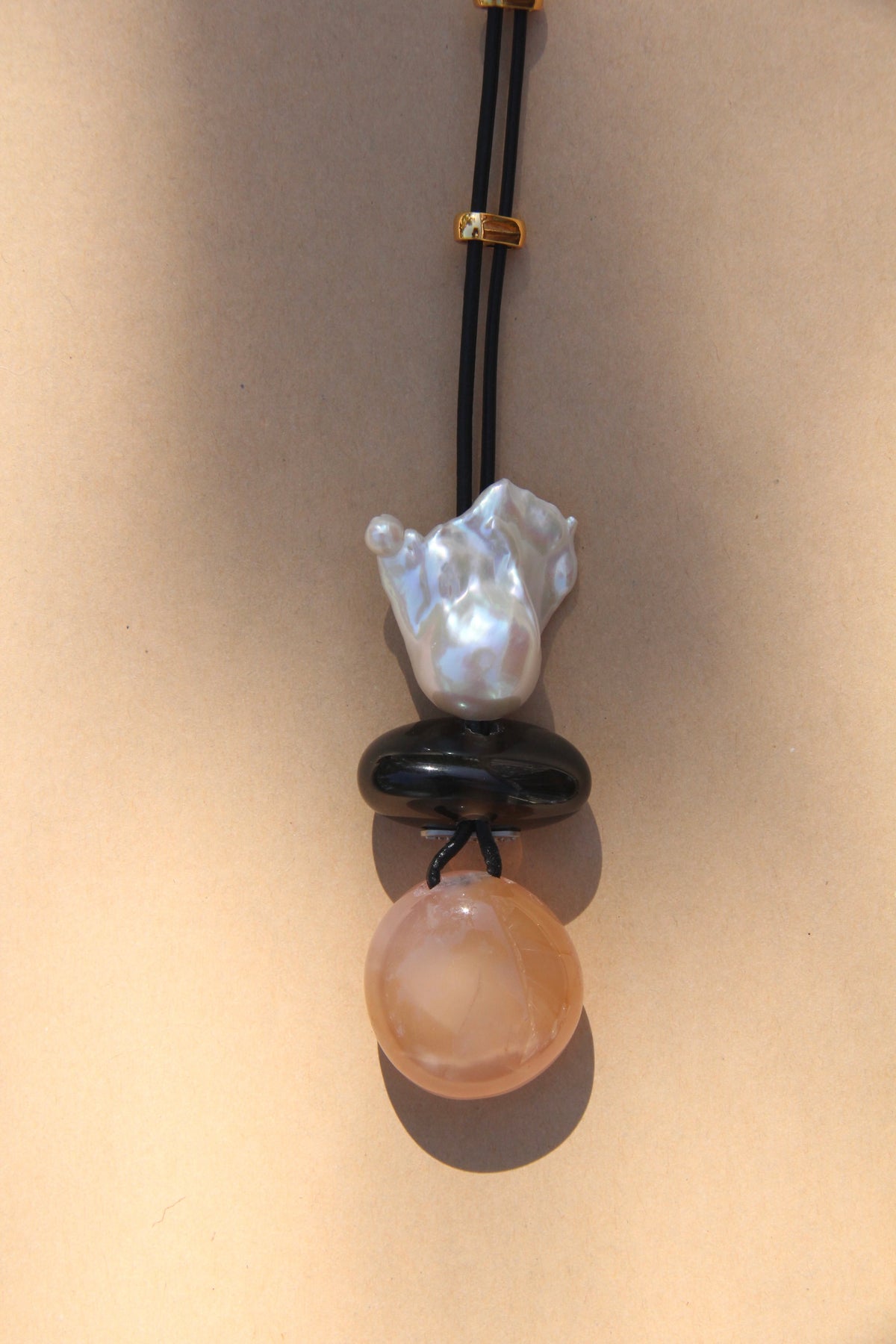 Necklace: pearl, obsidian, rose agate