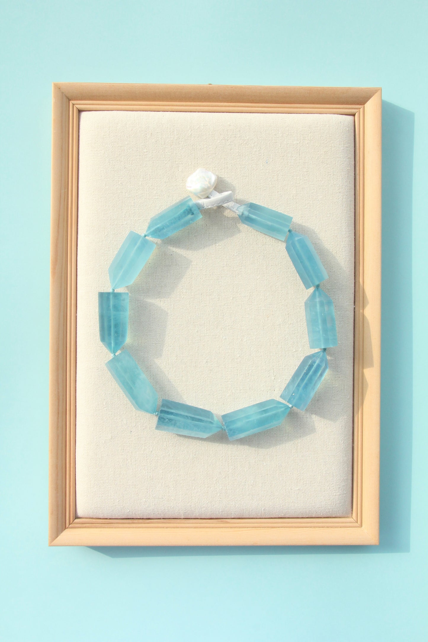 Necklace: aquamarine, pearls