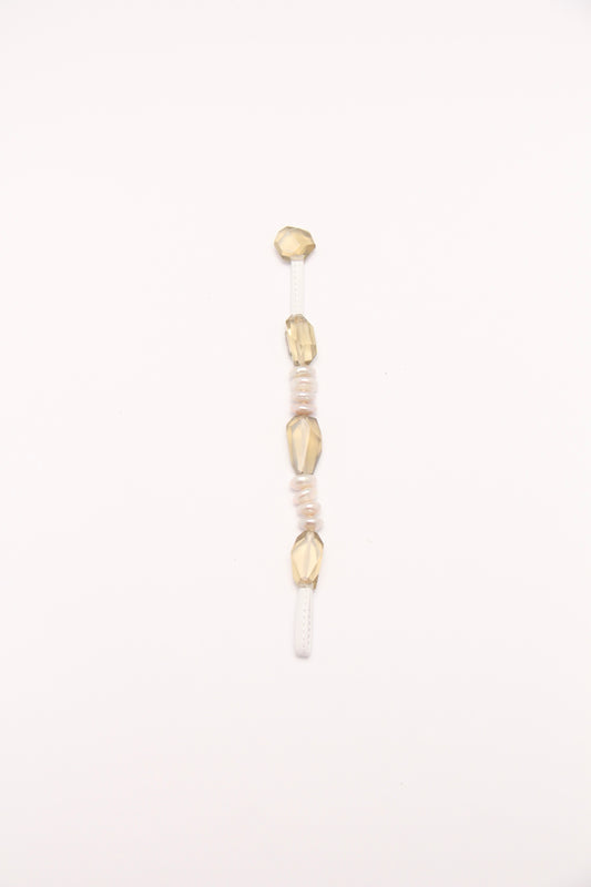 Bracelet: citrine, pearls