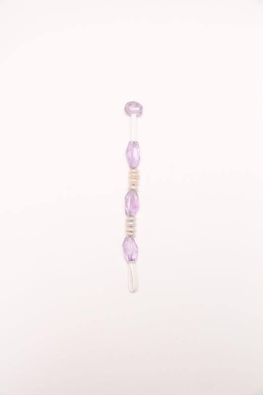 Bracelet: amethyst, pearls