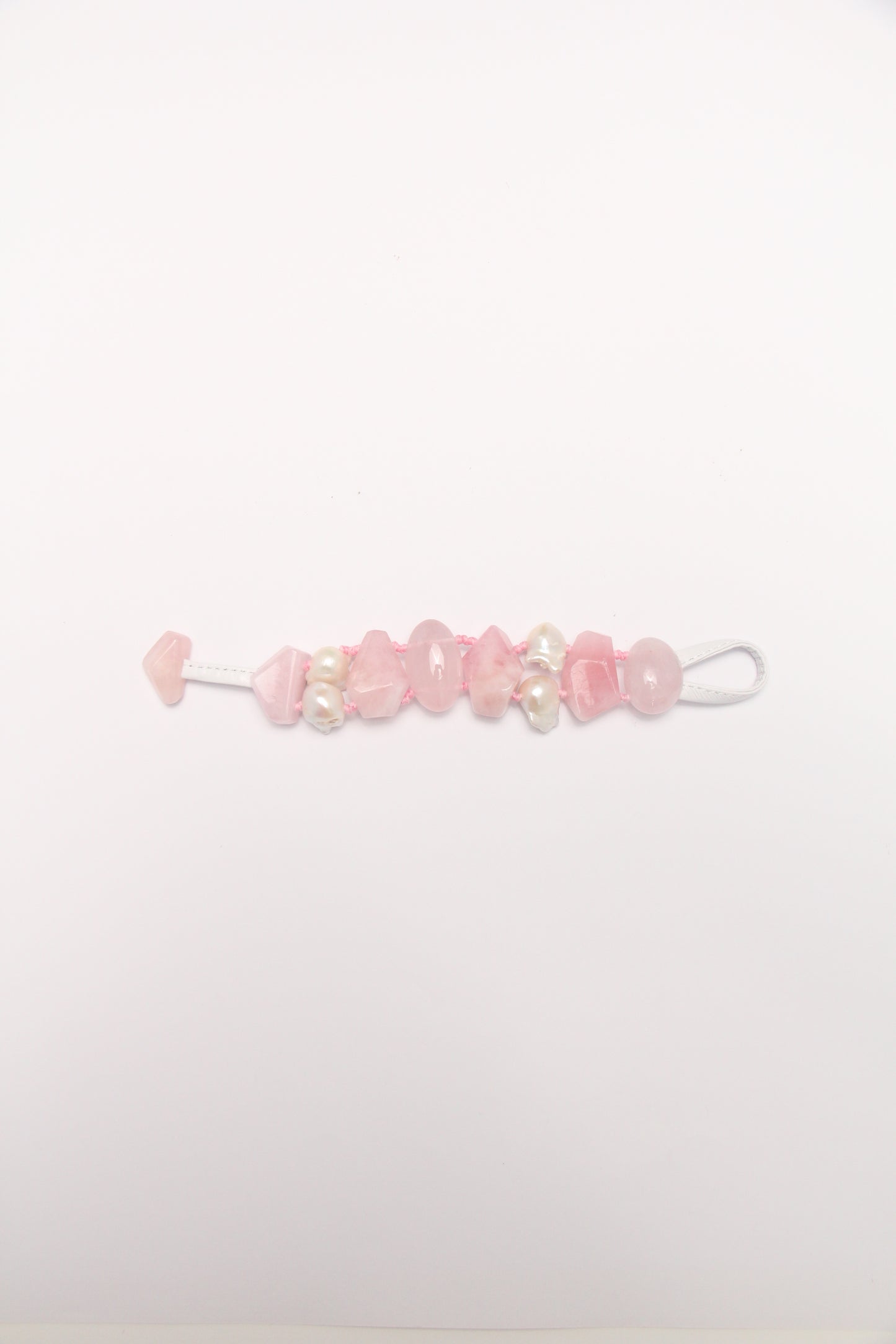Bracelet: morganite, rose quartz, pearls