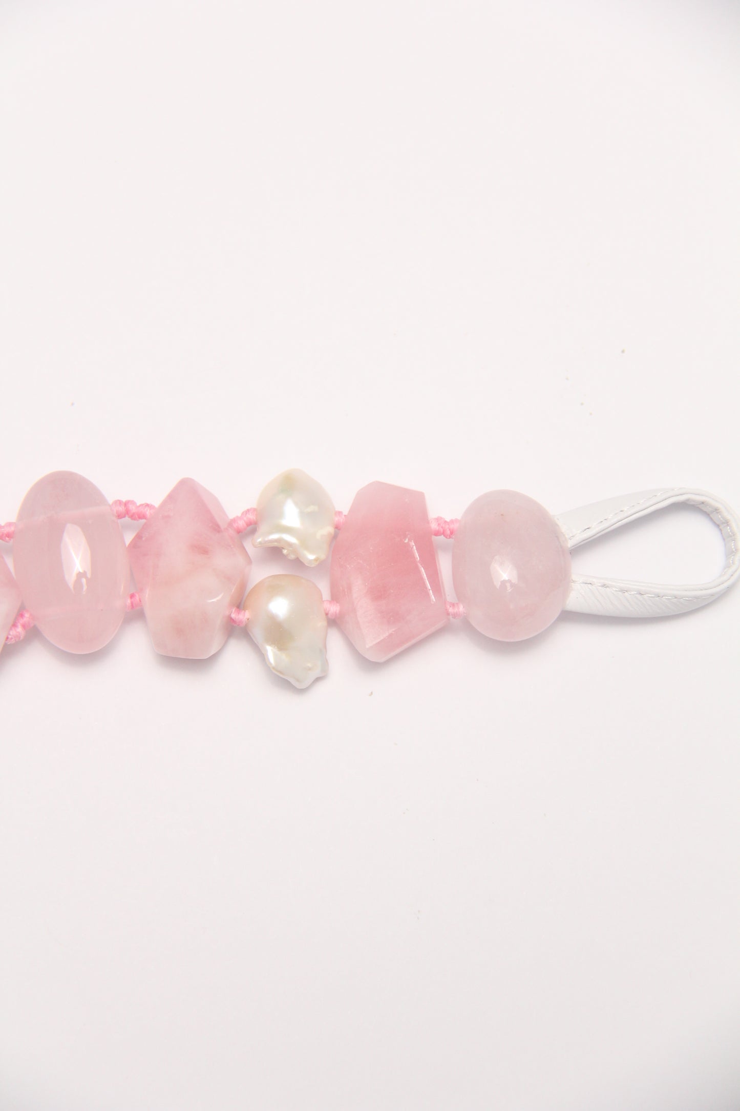 Bracelet: morganite, rose quartz, pearls
