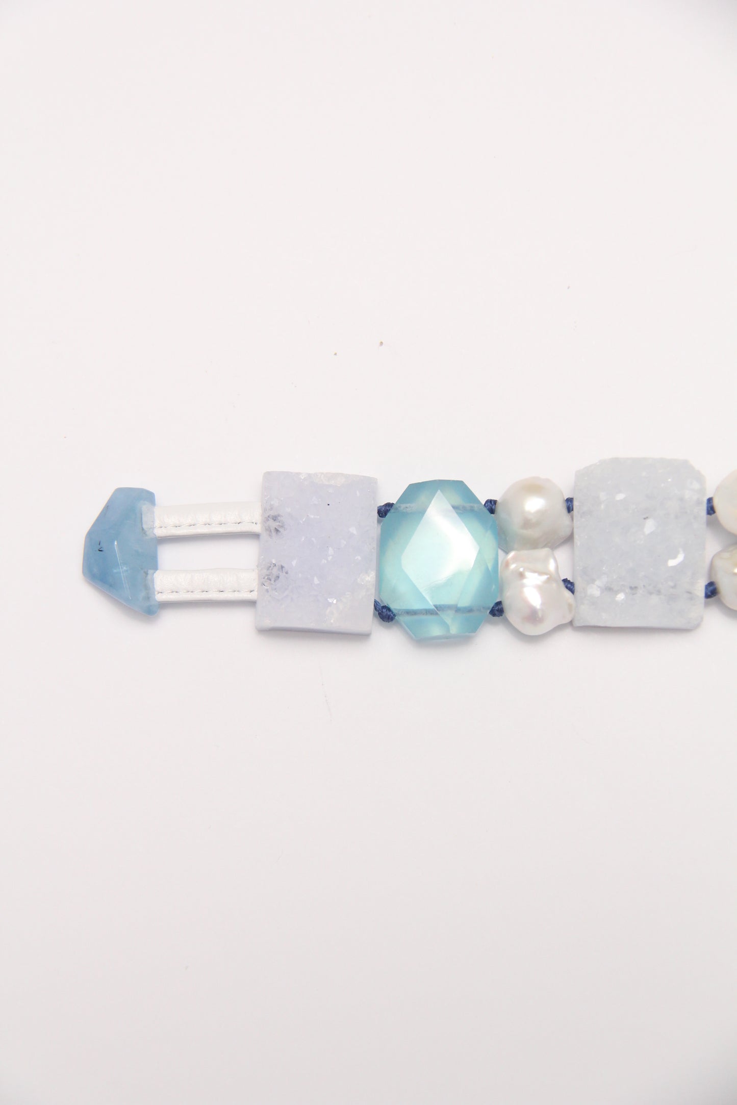 Bracelet: aquamarine, blue lace agate, pearls