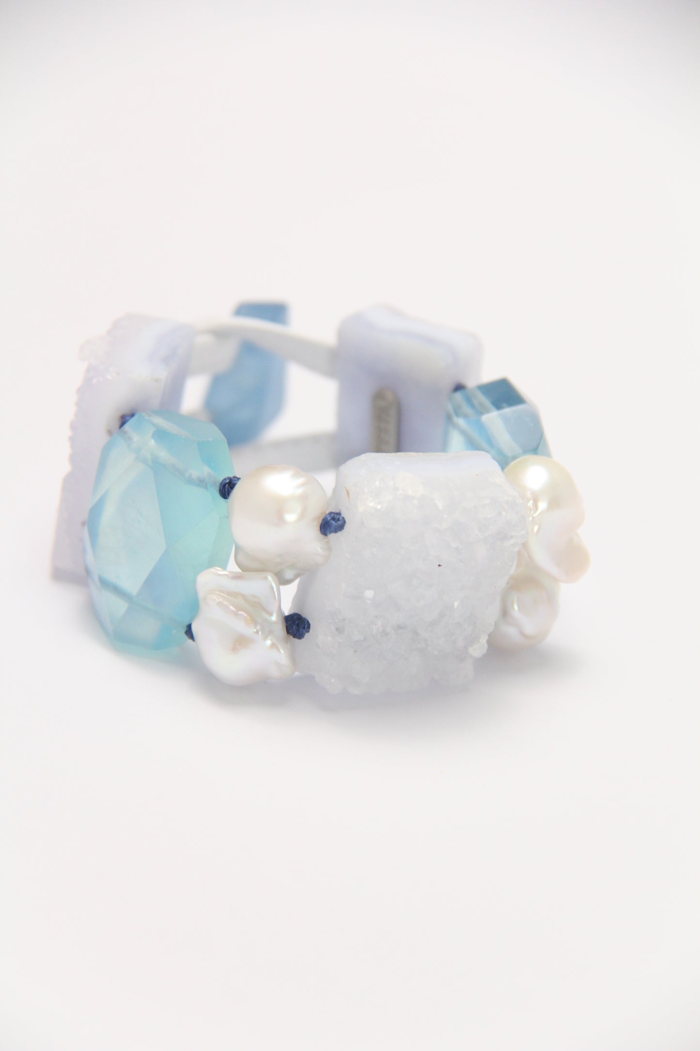 Bracelet: aquamarine, blue lace agate, pearls