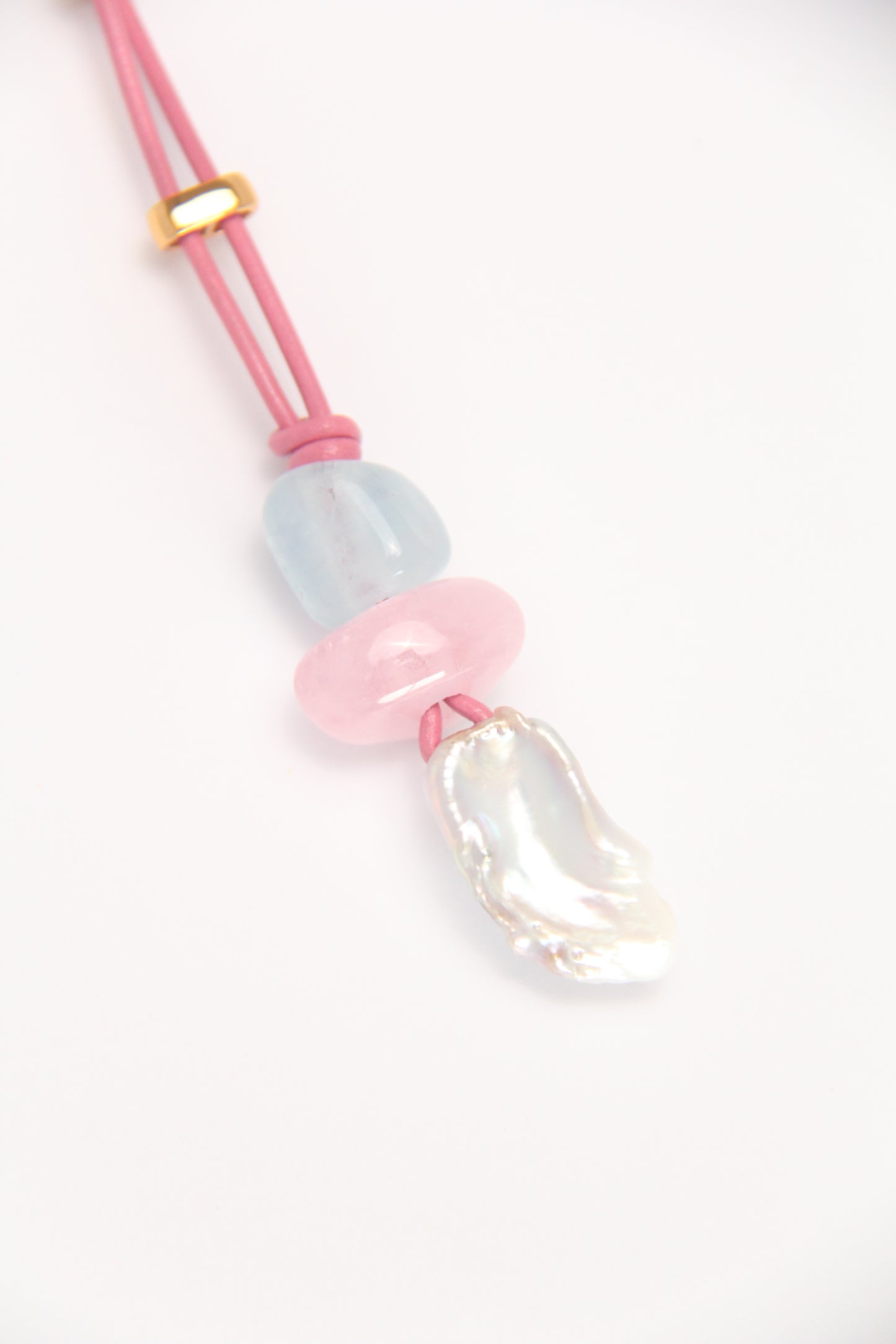 Pendant: morganite, pearl