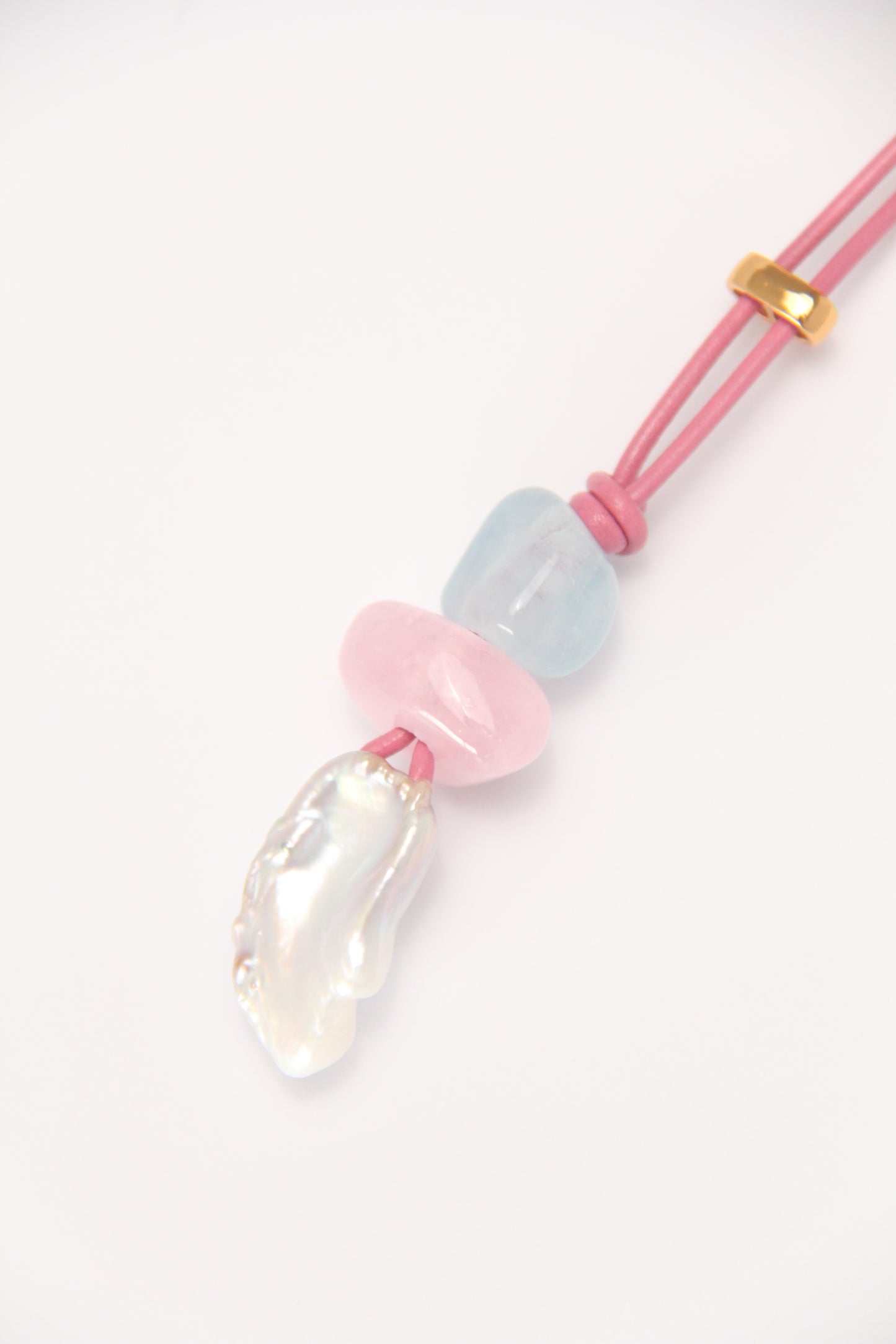 Pendant: morganite, pearl
