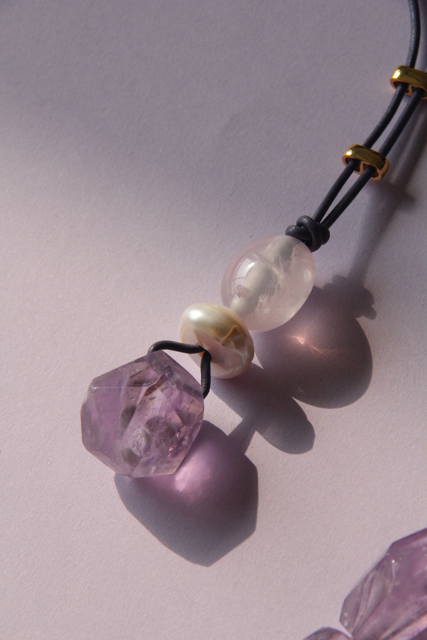 Pendant: rose quartz, pearl, amethsyt