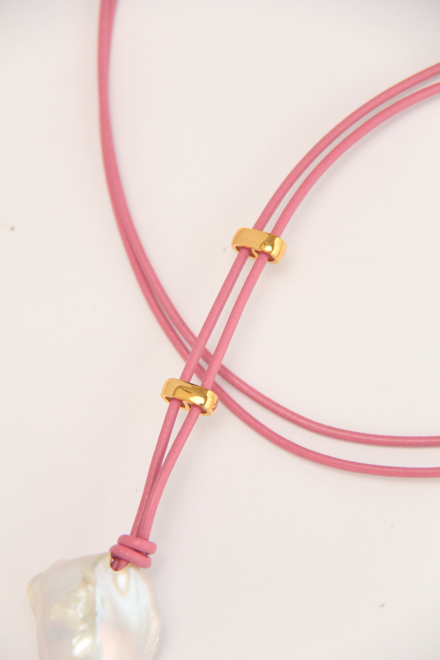 Pendant: pearl, morganite, blue lace agate