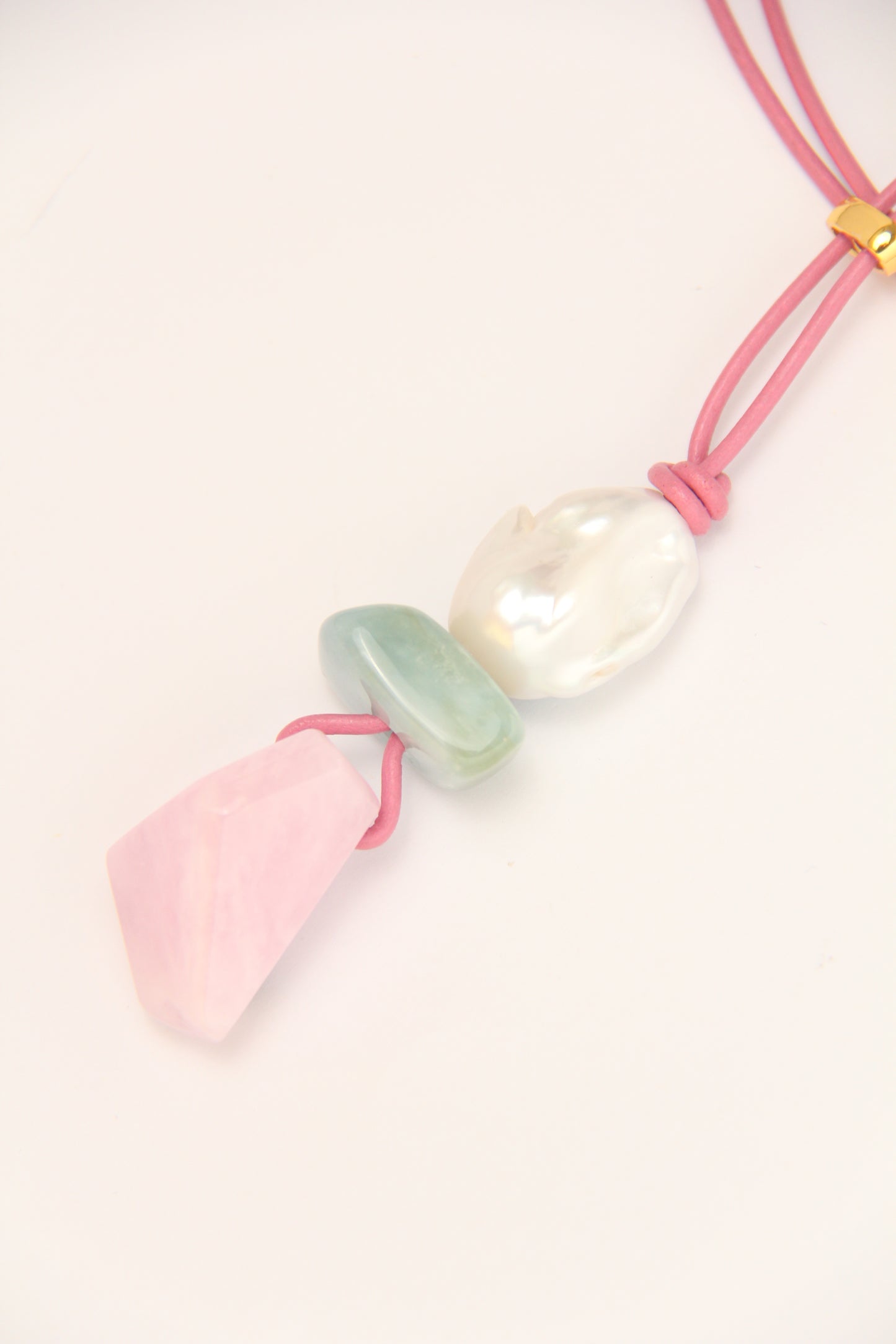 Pendant: pearl, morganite