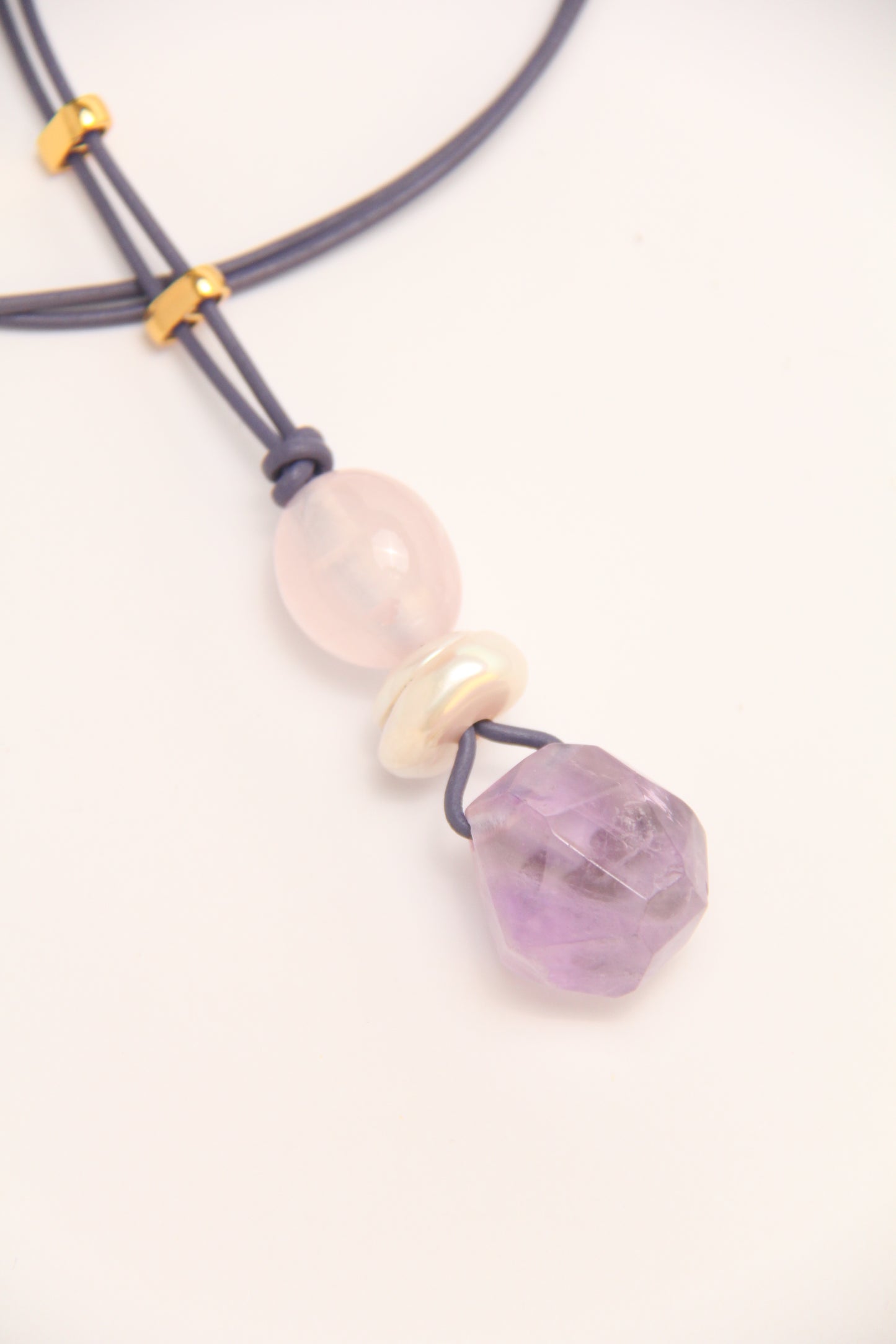 Pendant: rose quartz, pearl, amethsyt