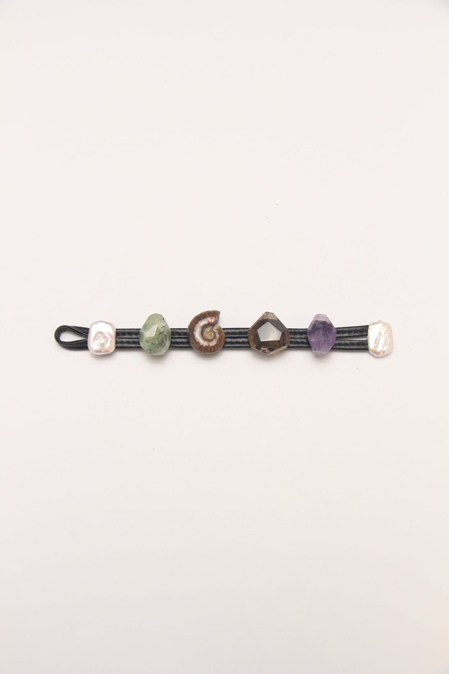 Bracelet: prehnite, ammonite, citrine, amethyst, pearls