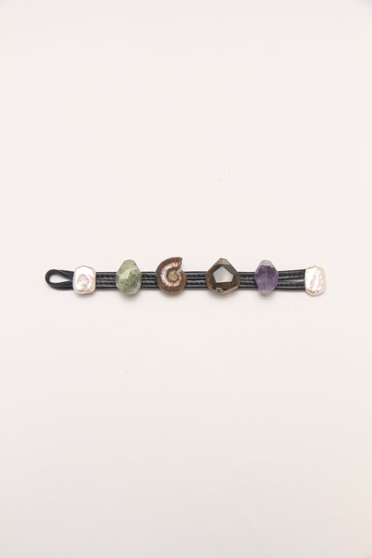 Bracelet: prehnite, ammonite, citrine, amethyst, pearls
