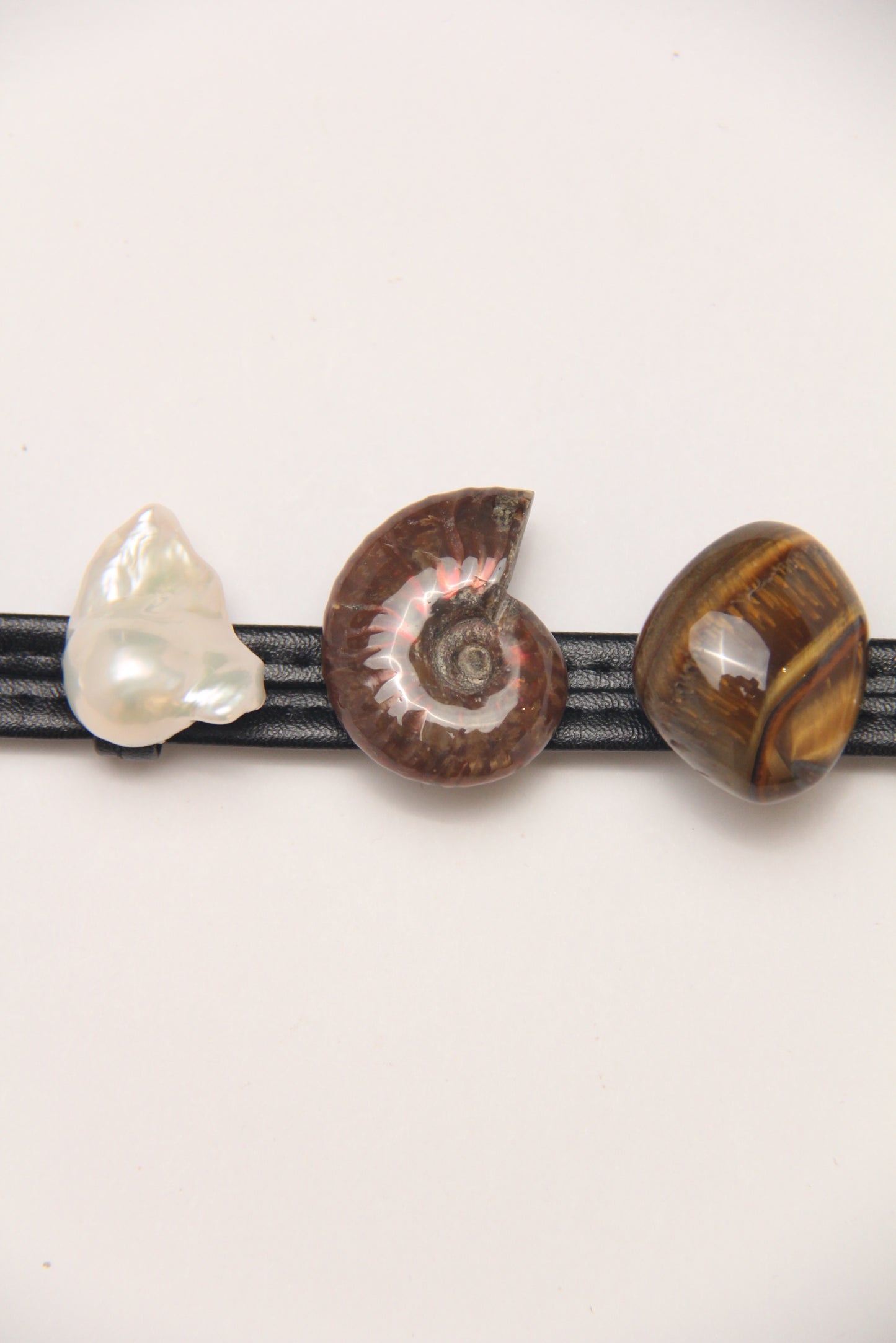 Bracelet: pearls, ammonite, tiger's eye, citrine