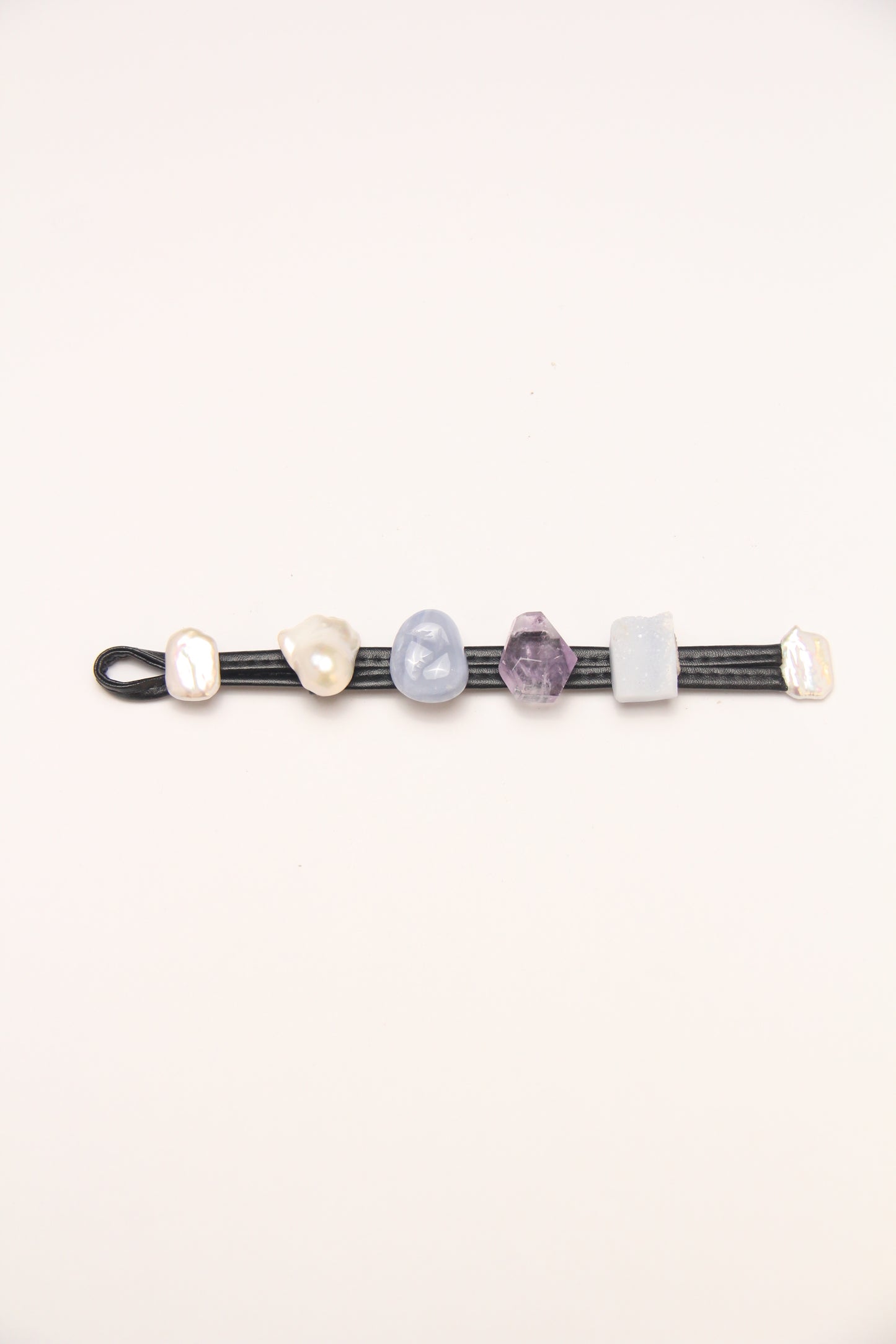 Bracelet: pearls, blue lace agate, amethyst, blue lace agate