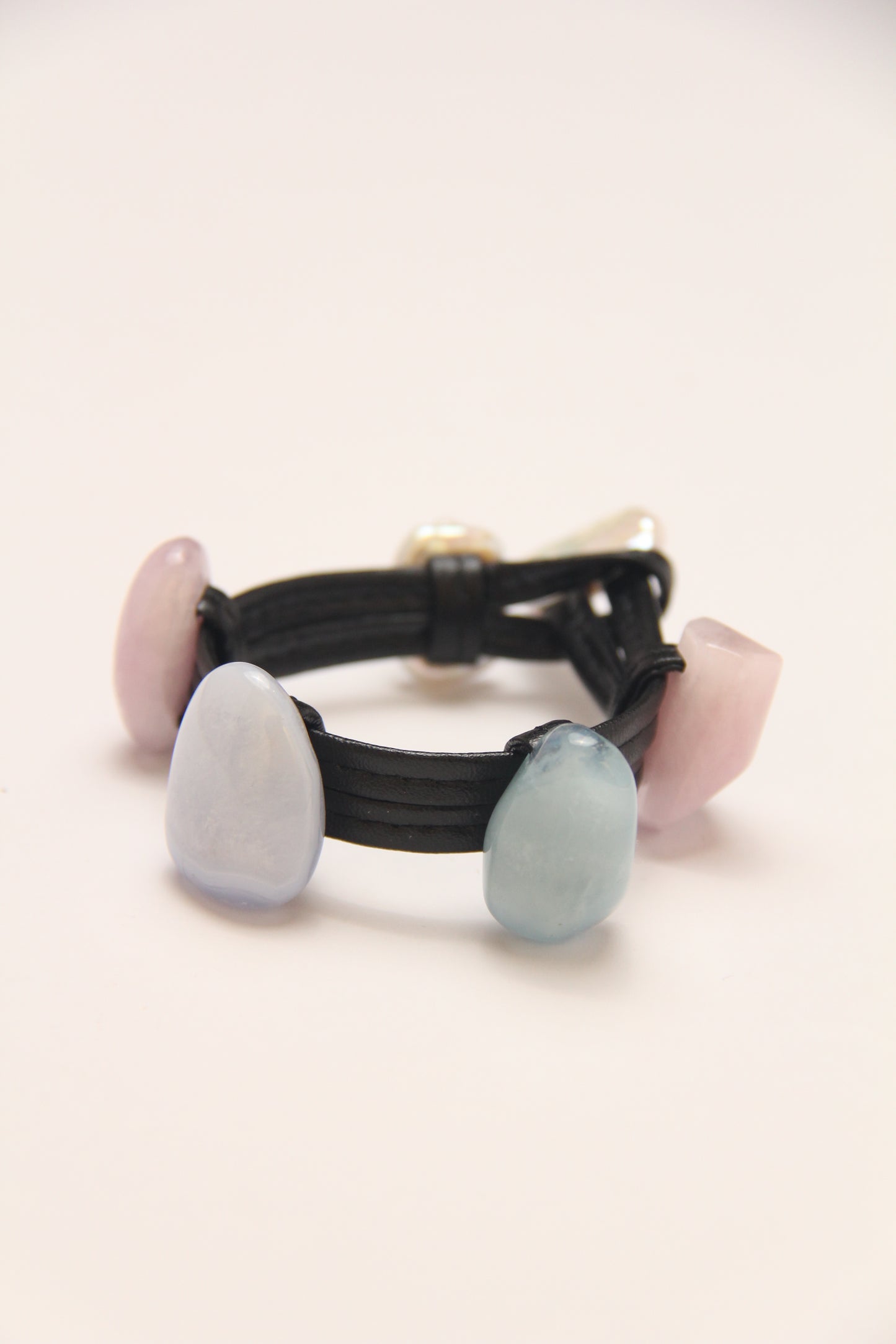 Bracelet: kunzite, blue lace agate, morganite, pearls