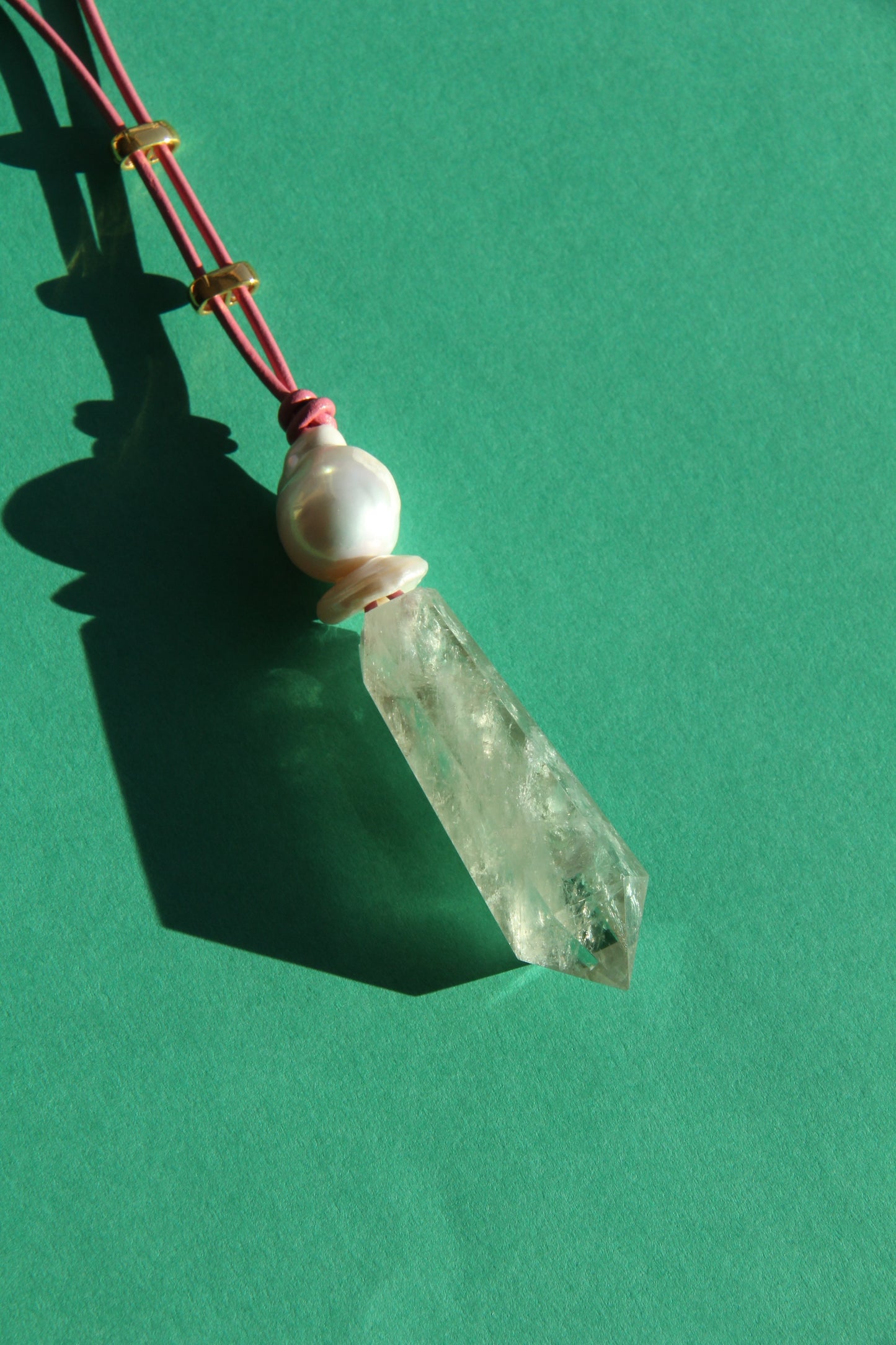 Pendant: prasem quartz, pearls