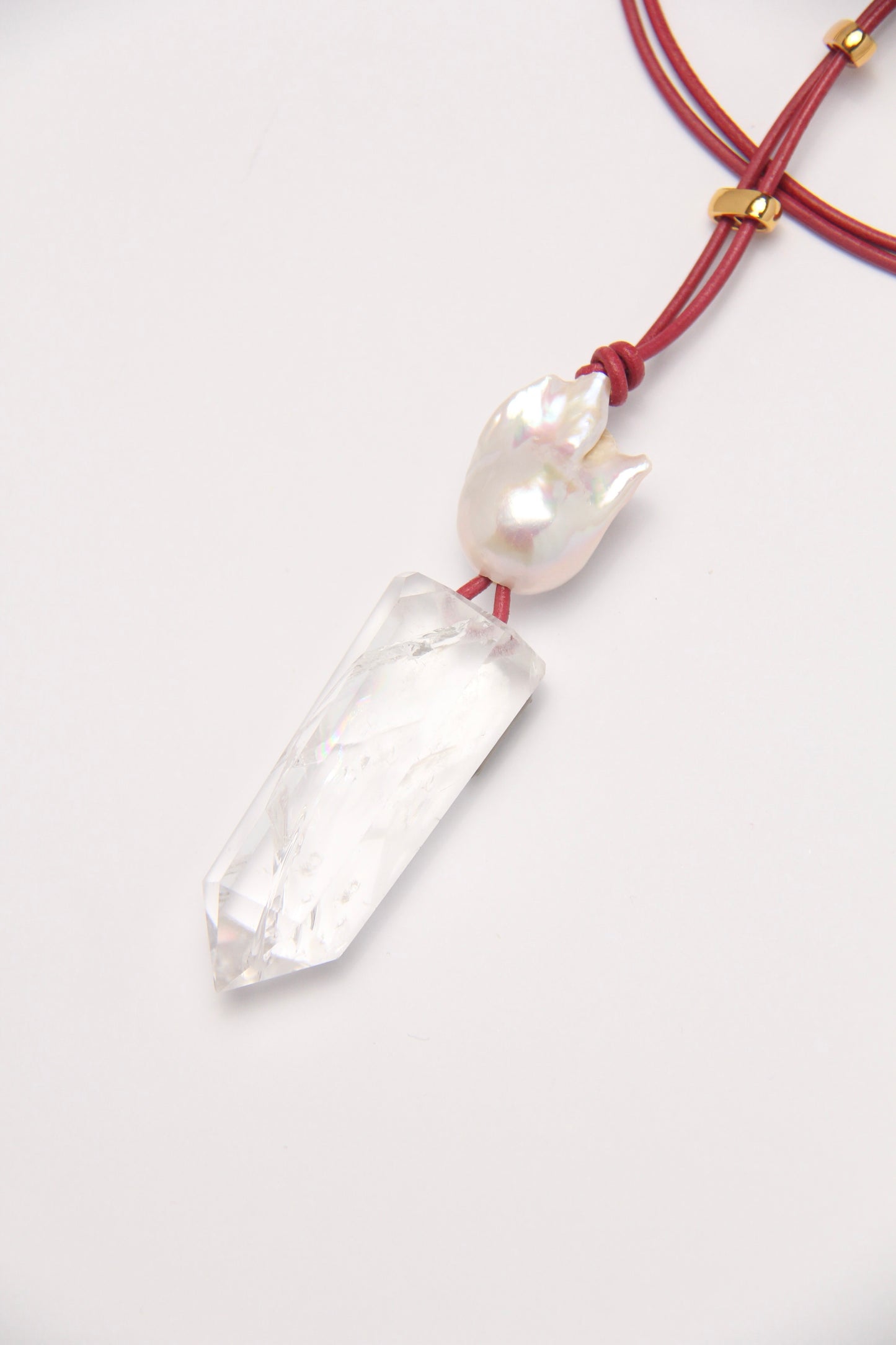 Pendant: quartz, pearl