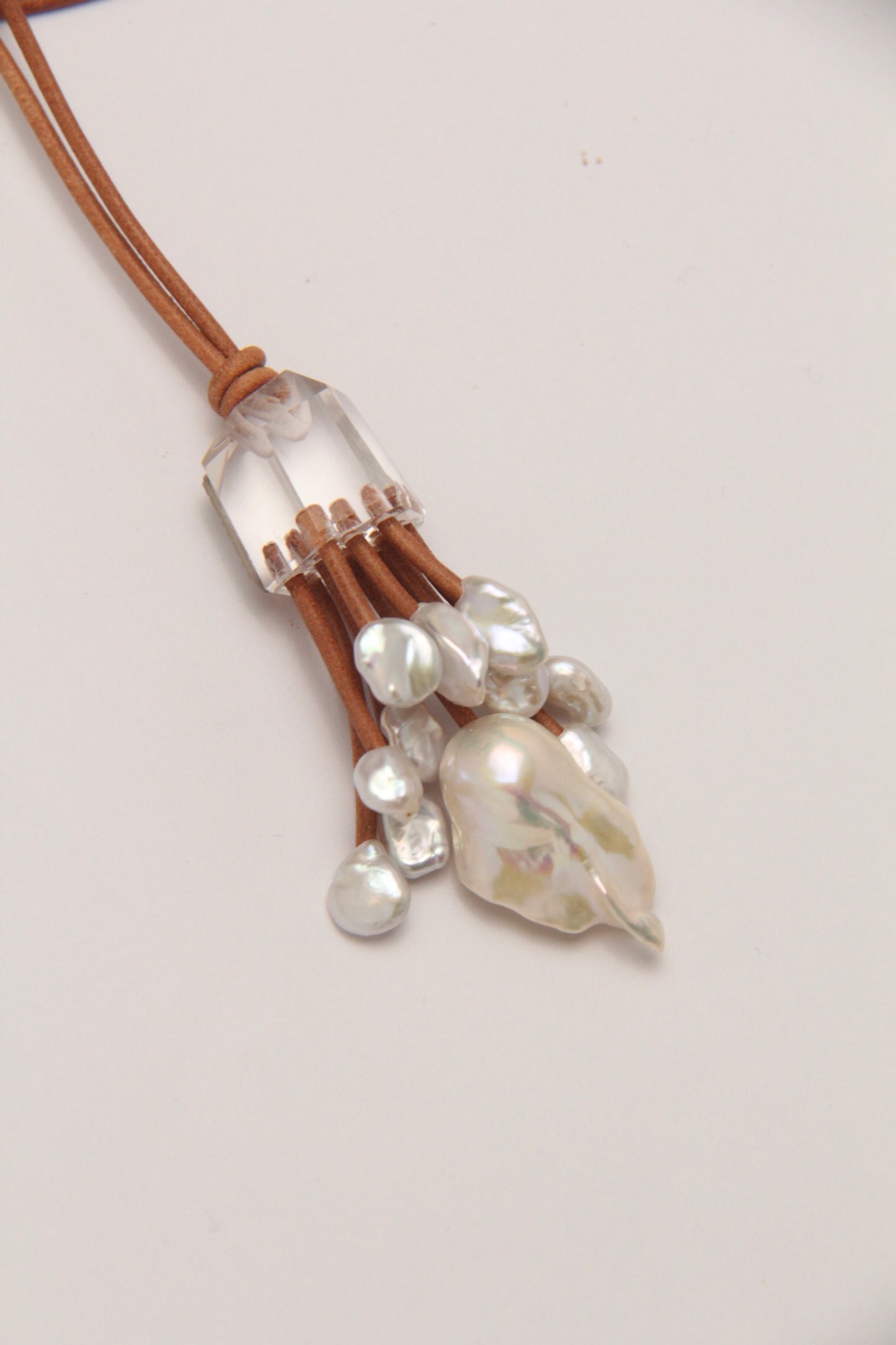 Pendant: quartz, pearls