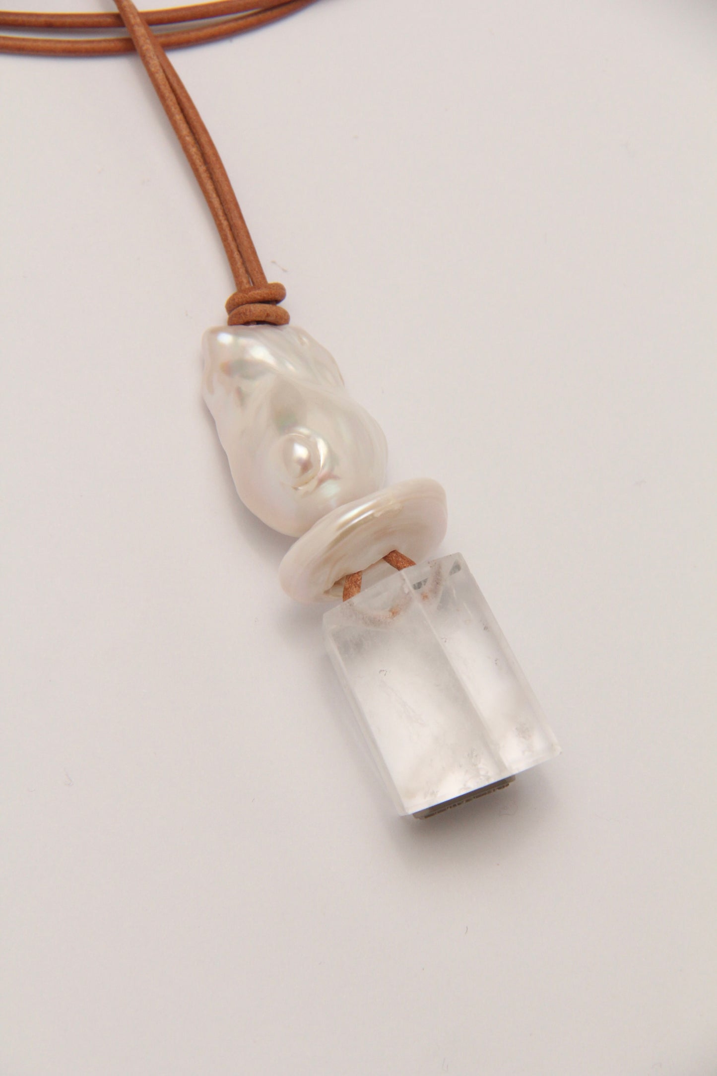 Pendant: quartz, pearls