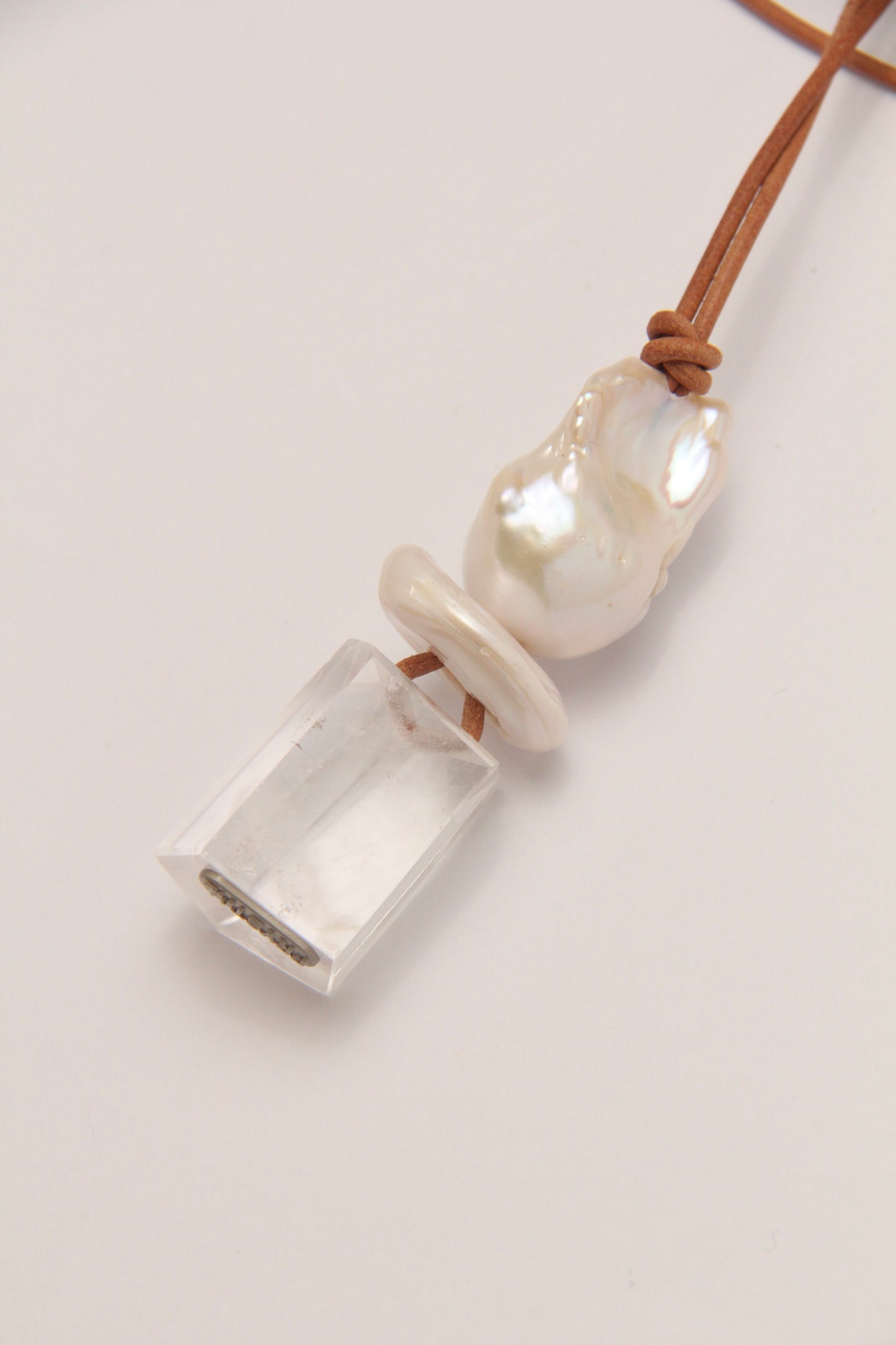Pendant: quartz, pearls