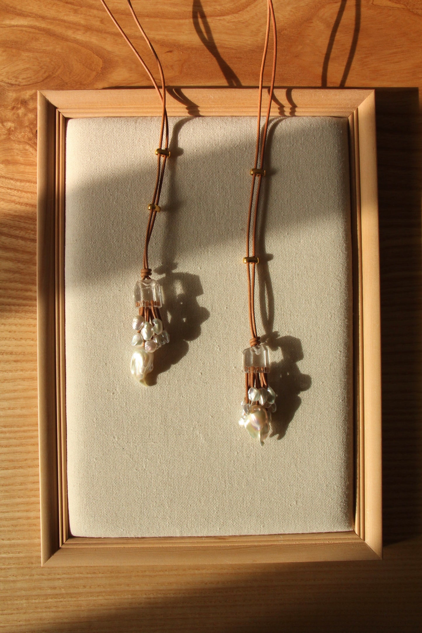 Pendant: quartz, pearls