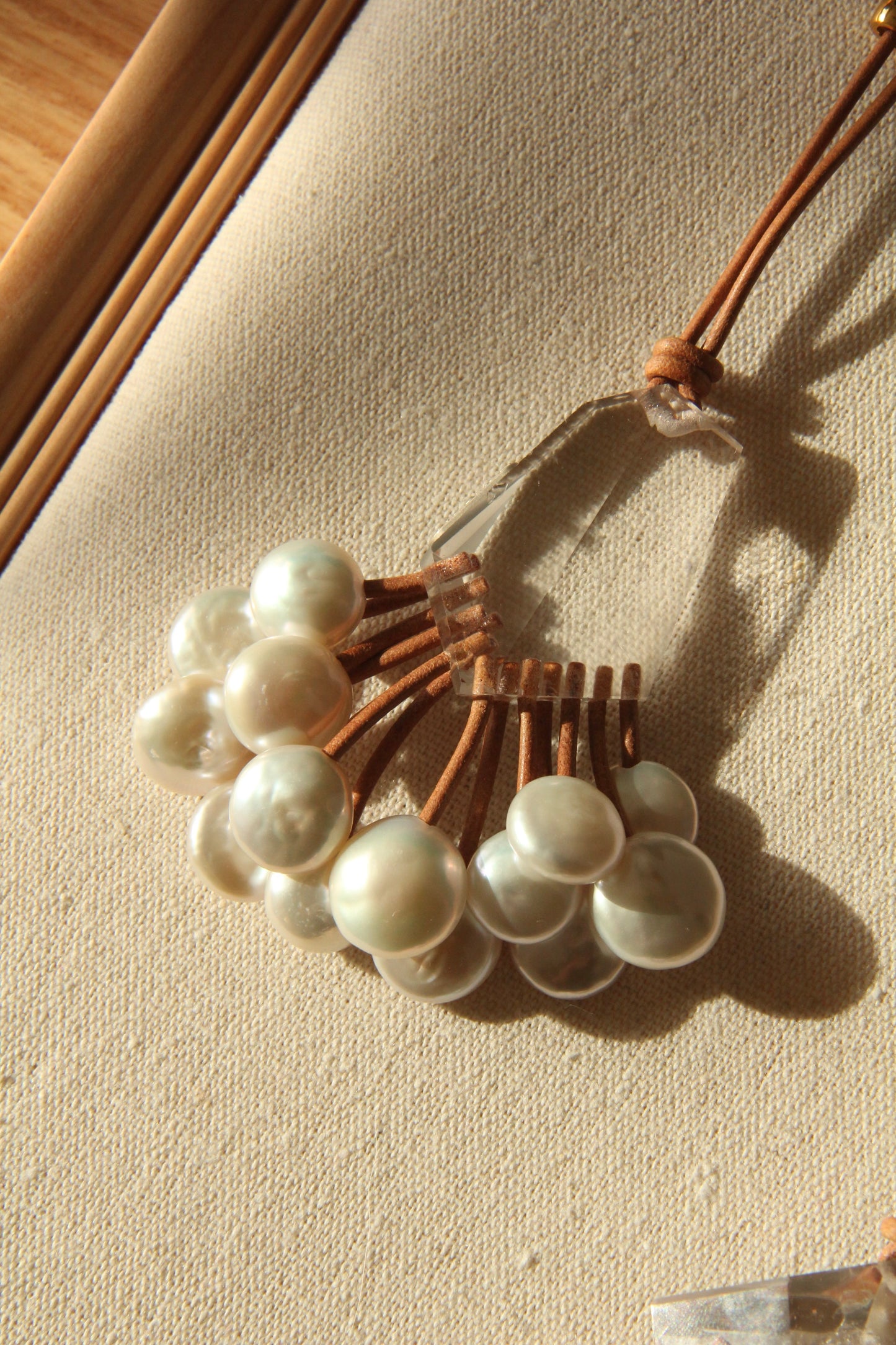 Pendant: quartz, pearls