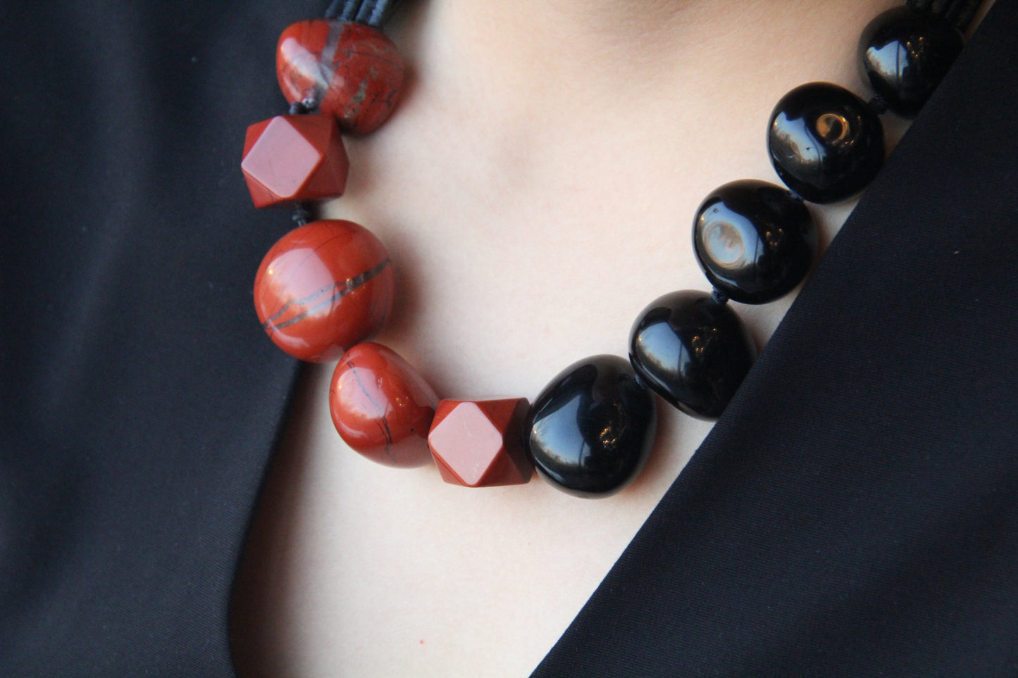 Chunky Crystal Necklace/Chunky Statement Necklace: obsidian, red jasper stone