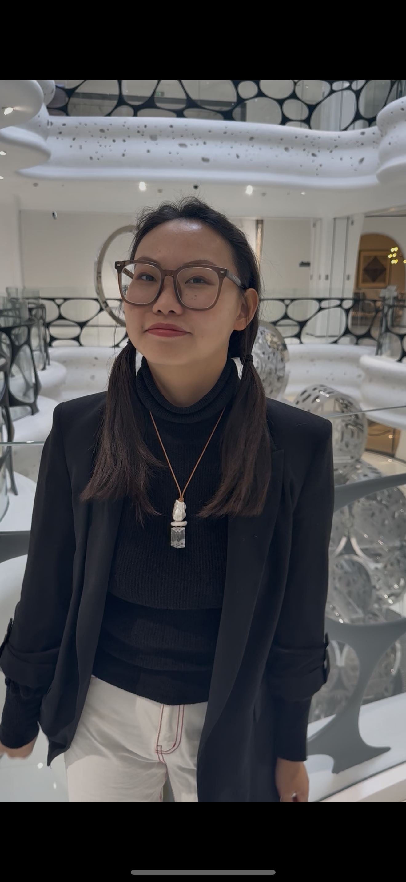 Pendant: quartz, pearls