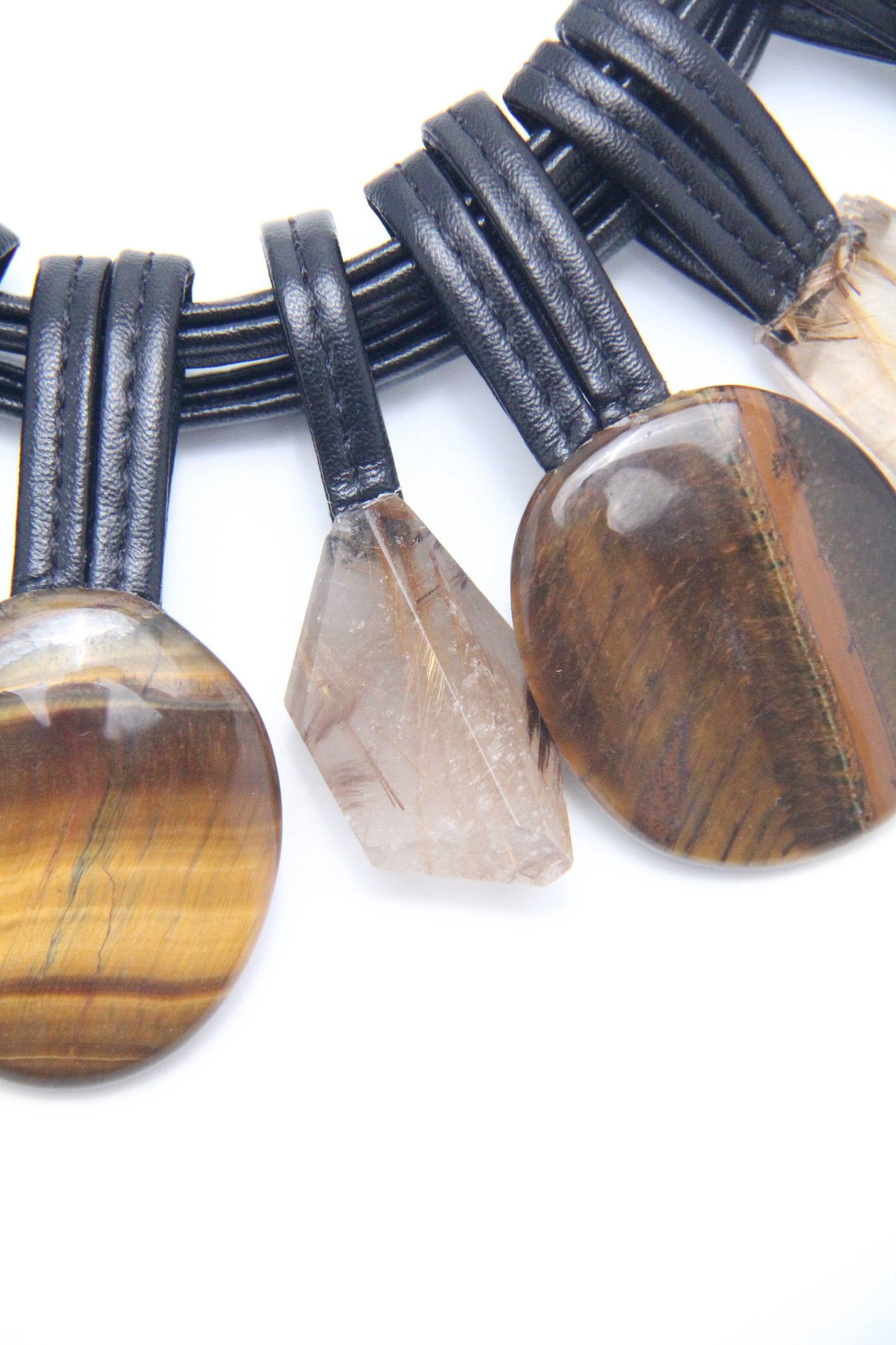 Necklace: tiger‘s eye, golden hair rutilated quartz