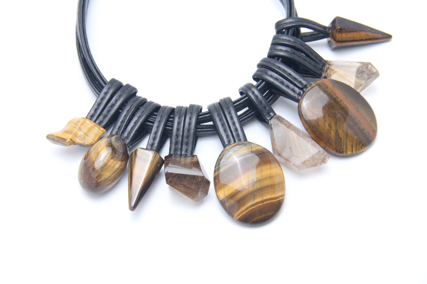 Necklace: tiger‘s eye, golden hair rutilated quartz