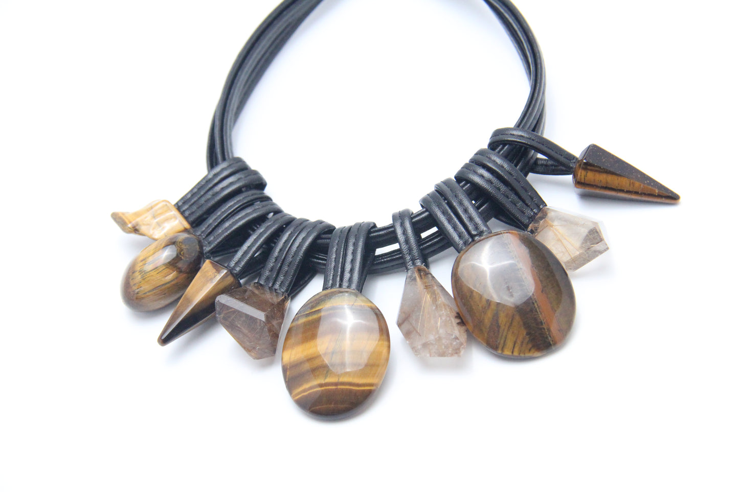 Necklace: tiger‘s eye, golden hair rutilated quartz