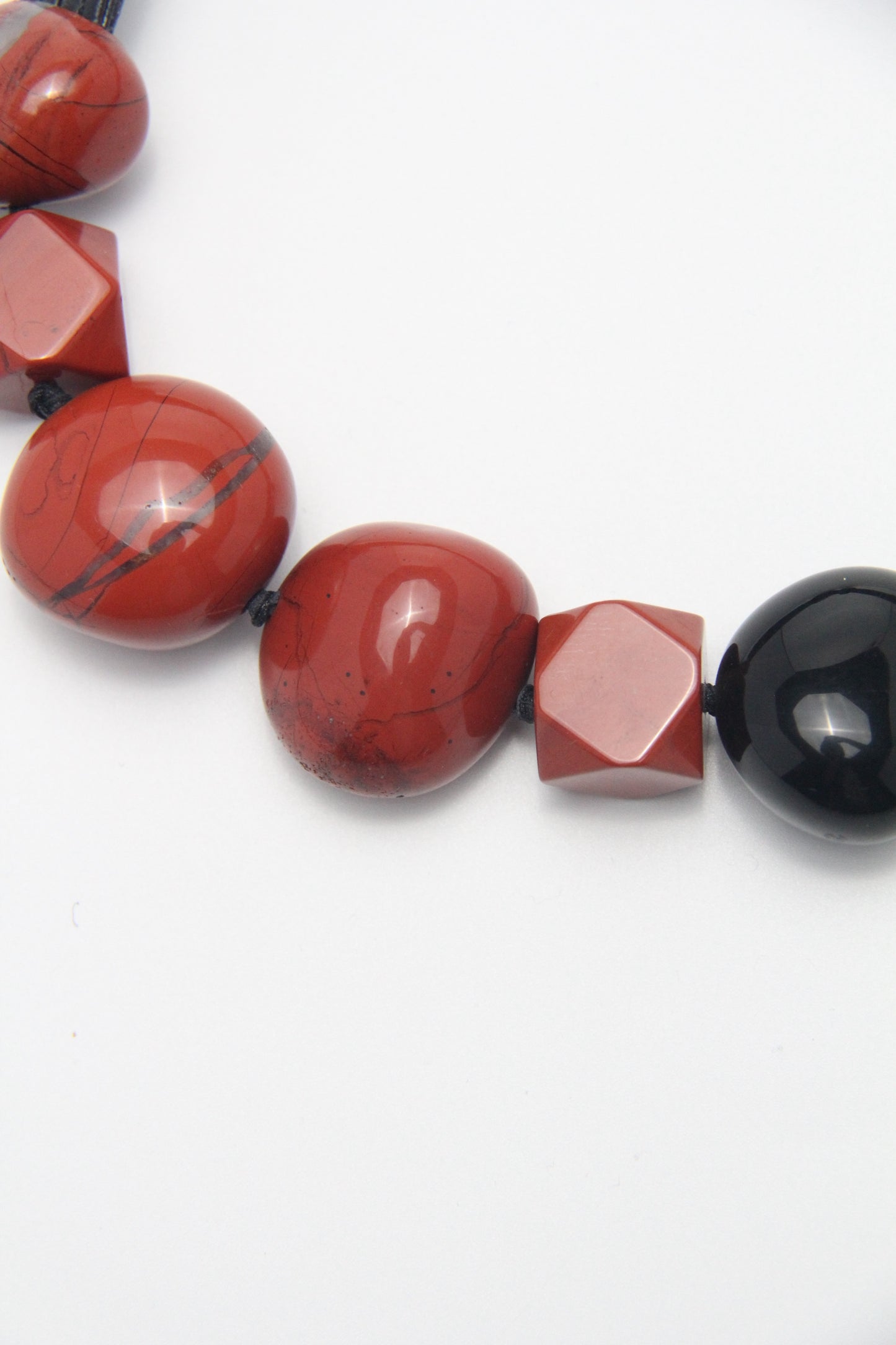 Necklace: obsidian, red jasper stone