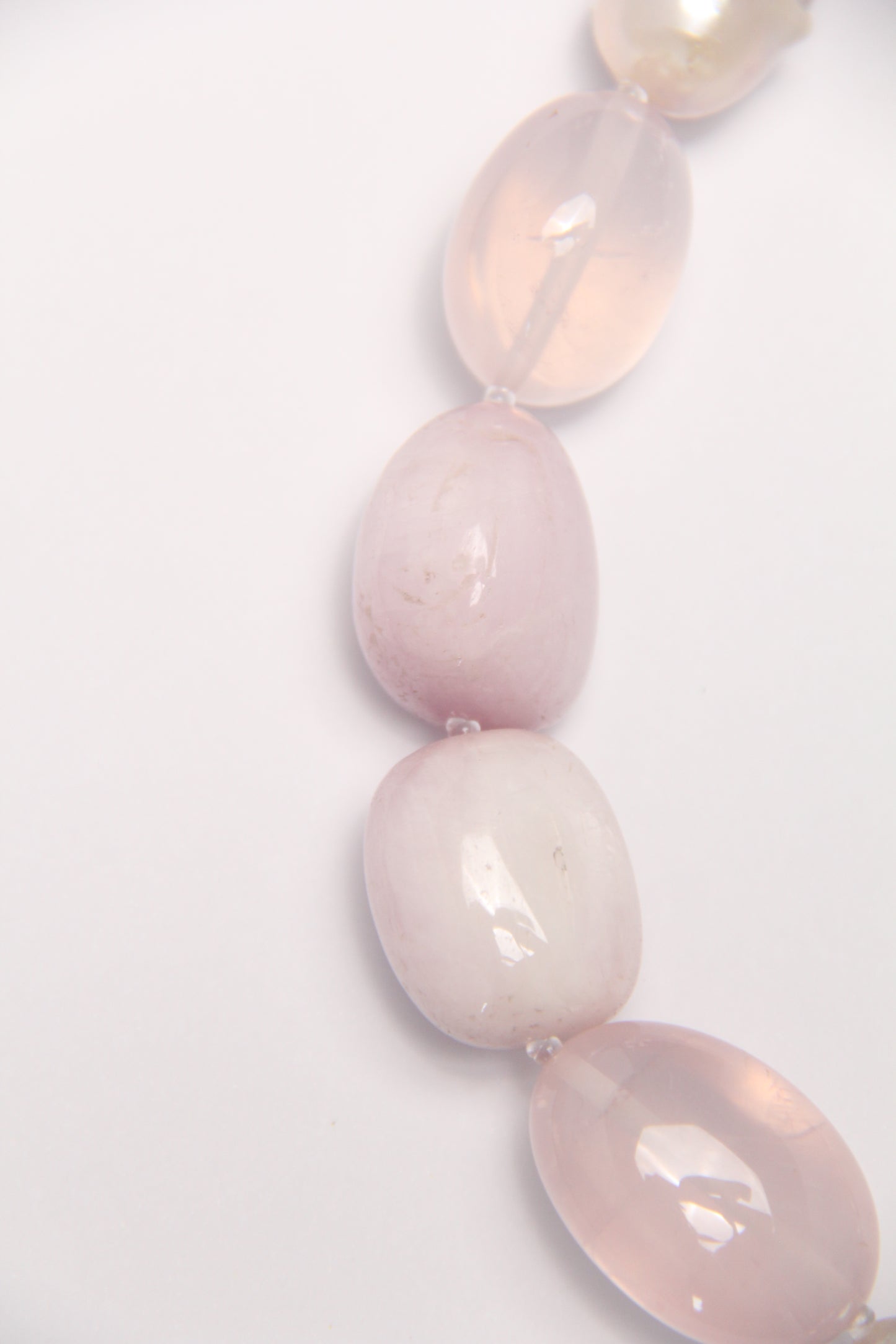 Necklace: kunzite, rose quartz, pearls