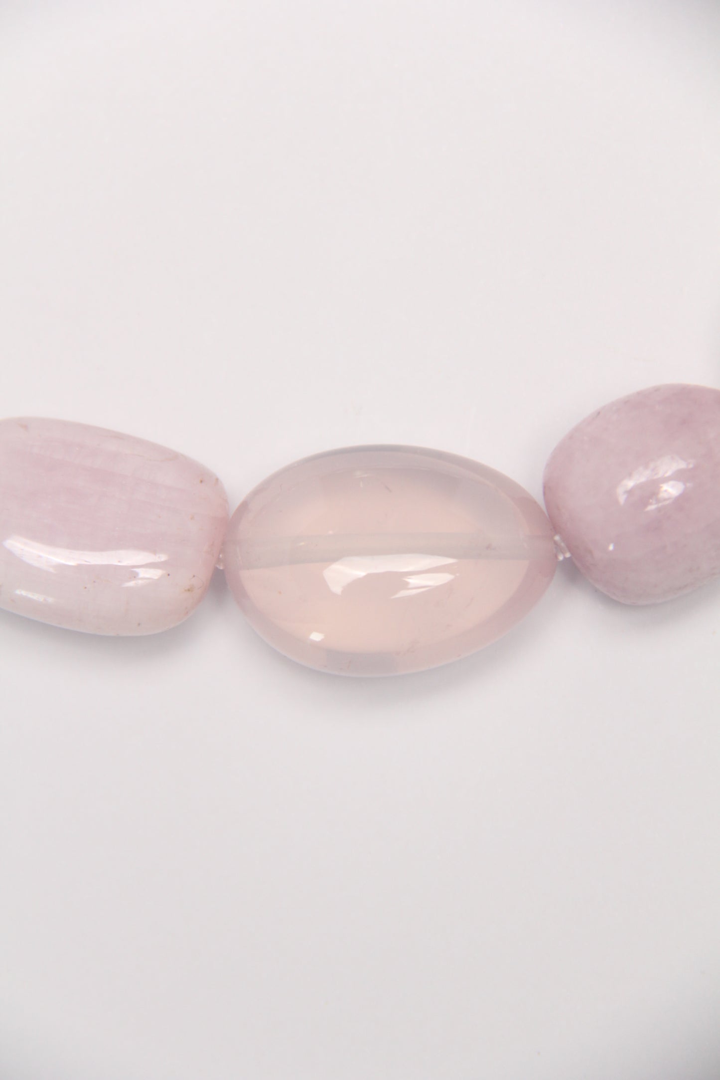 Necklace: kunzite, rose quartz, pearls