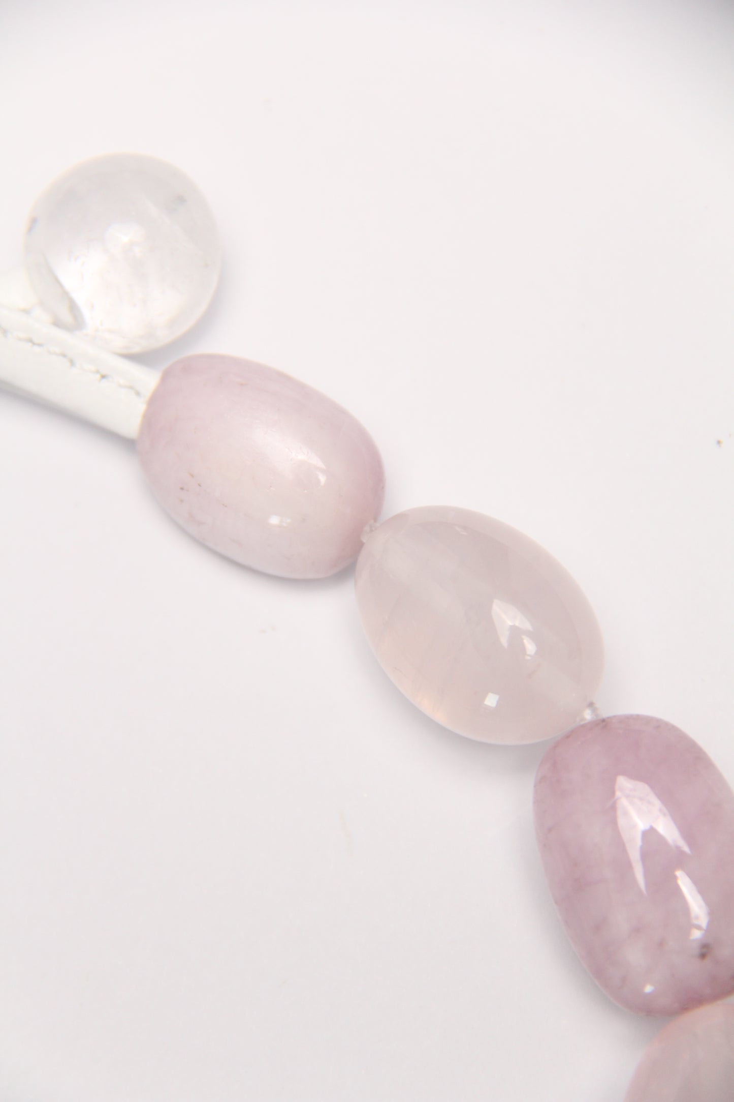 Necklace: kunzite, rose quartz, pearls