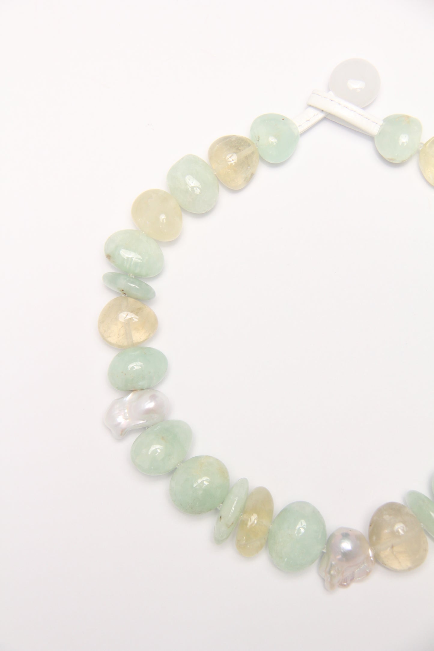 Necklace: prehnite, citrine, pearls