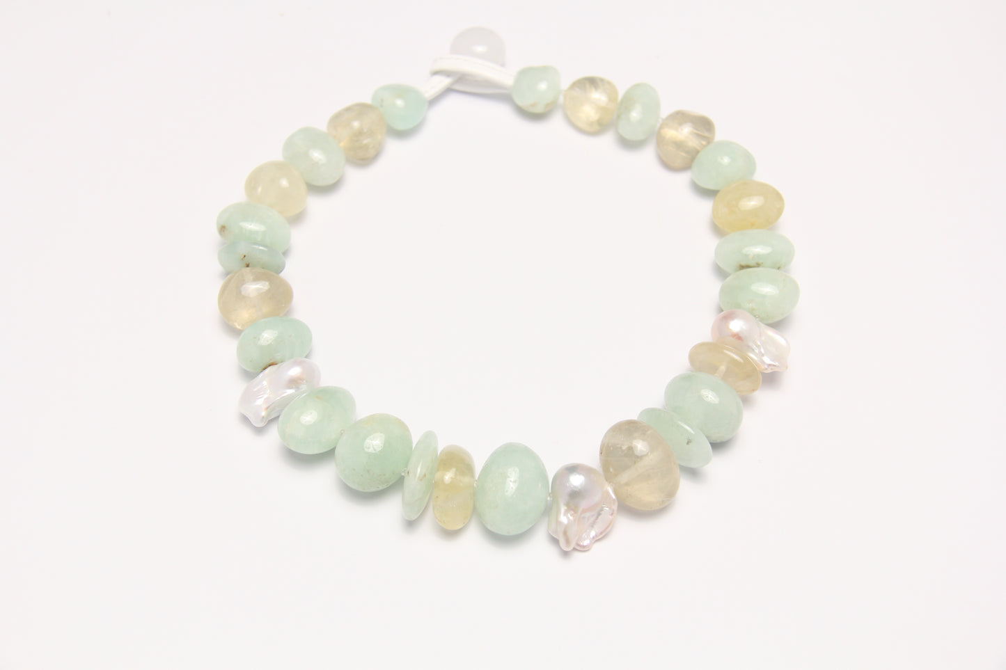 Necklace: prehnite, citrine, pearls