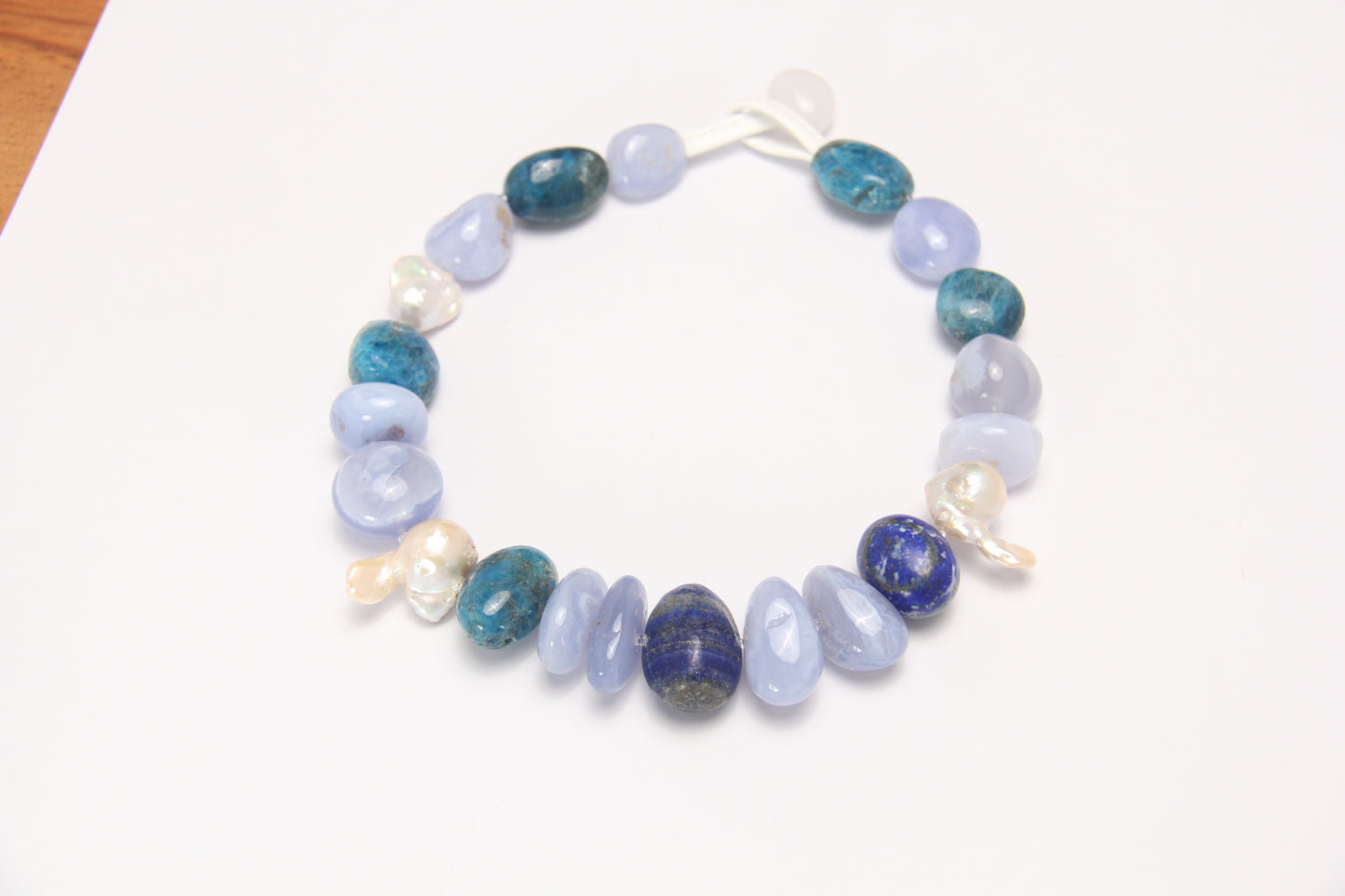 Necklace: blue lace agate, blue apatite, lapis lazuli, pearls