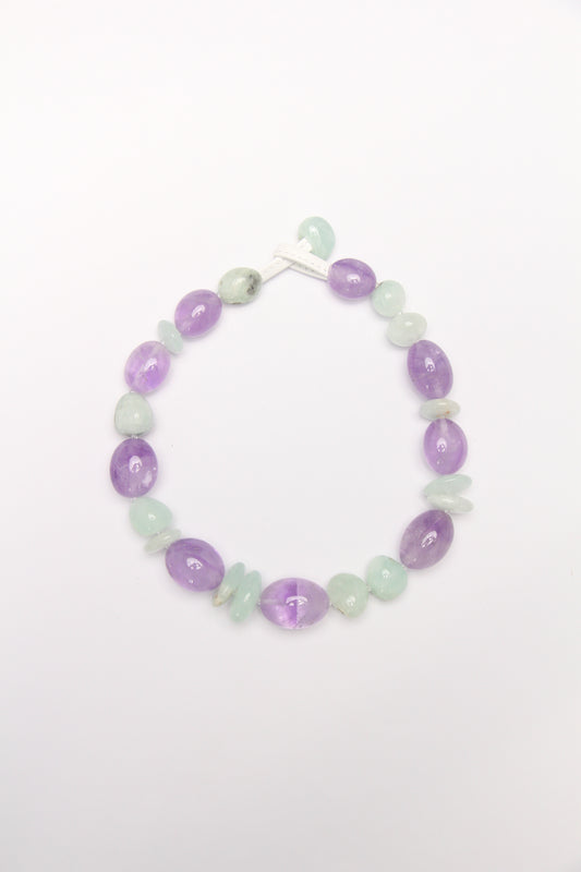 Necklace: amethyst, prehnite