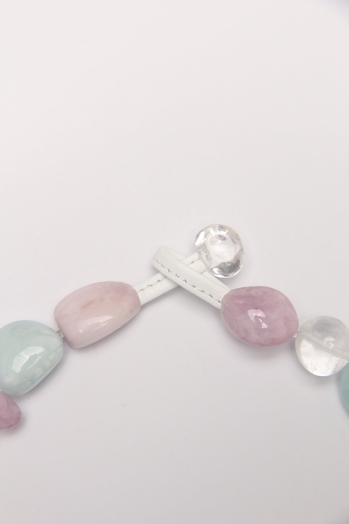 Necklace: aquamarine, kunzite, quartz, pearls