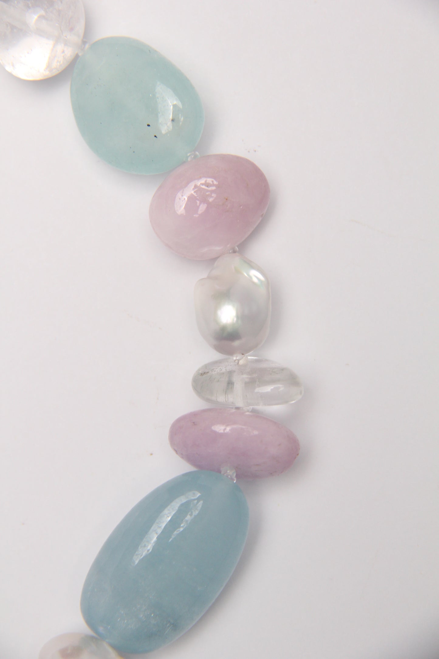 Necklace: aquamarine, kunzite, quartz, pearls