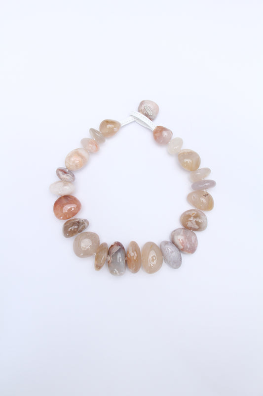 Necklace: rose chalcedony