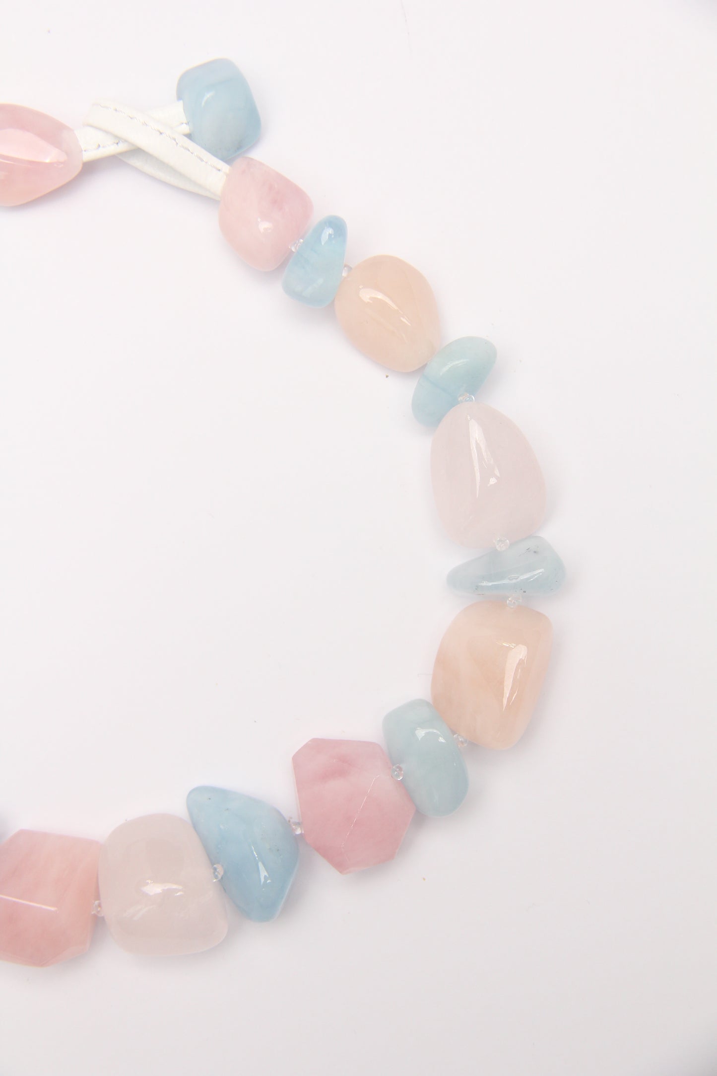 Necklace: morganite