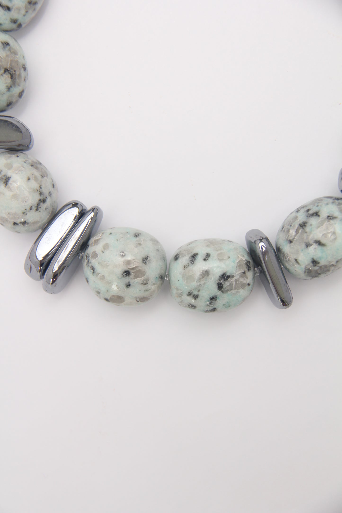 Necklace: kiwi jasper stone, titanium magnet