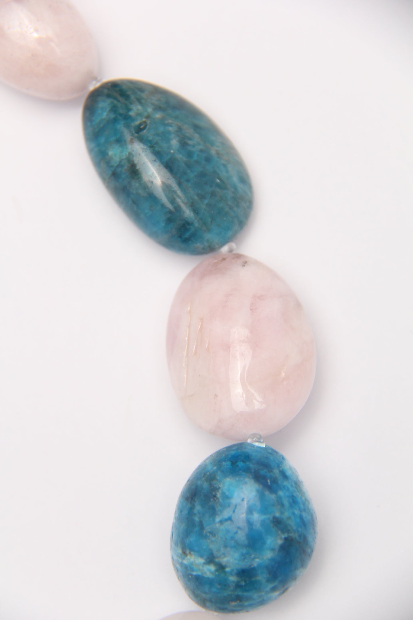 Necklace: morganite, blue apatite